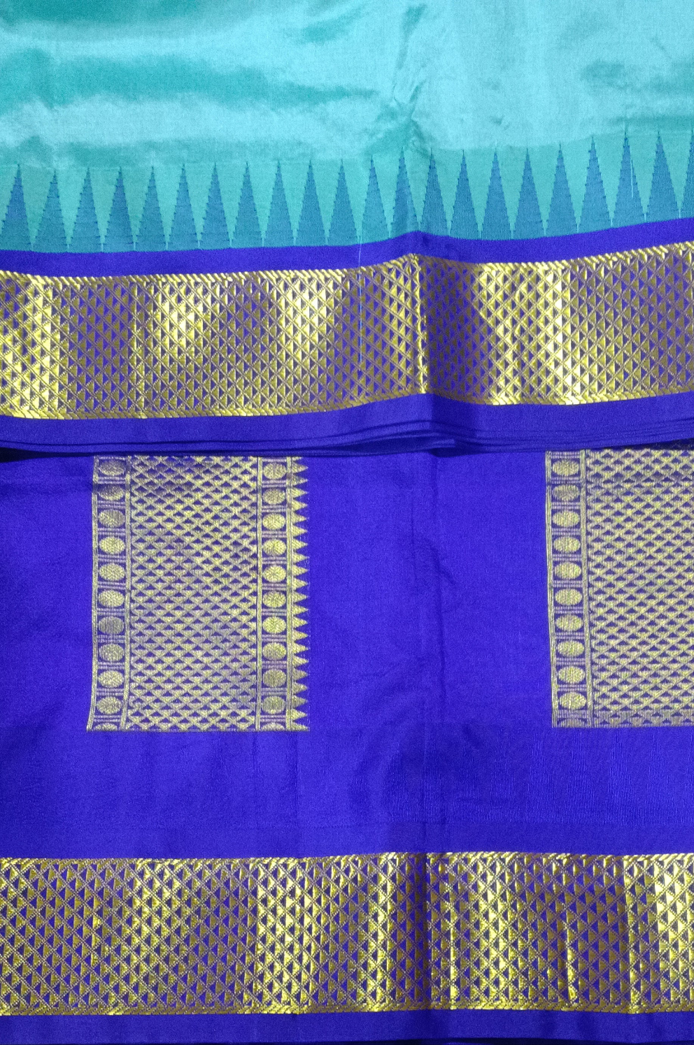 Light Blue and Blue Pure Silk 10-Yard Saree with Golden Zari Maadampet Motif Border – 9yardz Traditional Collection