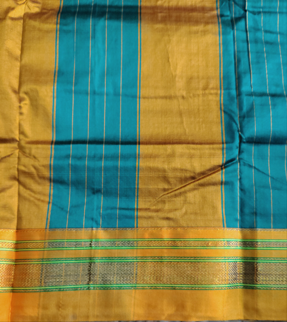 Ikkal sarees madisar 10yardz