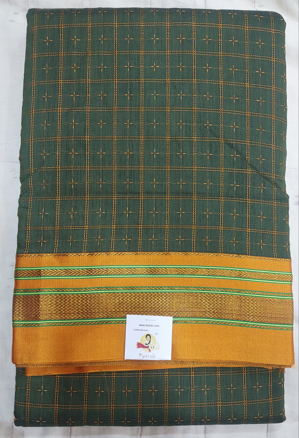 Ikkal sarees madisar 10yardz