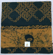 Load image into Gallery viewer, Sungudi cotton 10.5yards 49&quot;