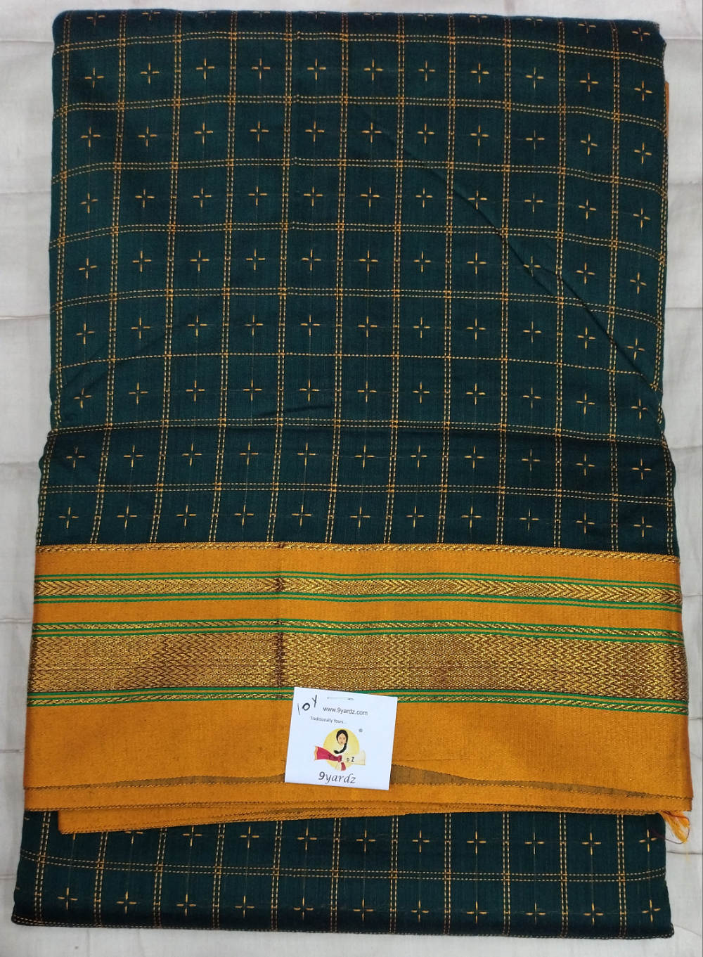 Ikkal sarees madisar 10yardz