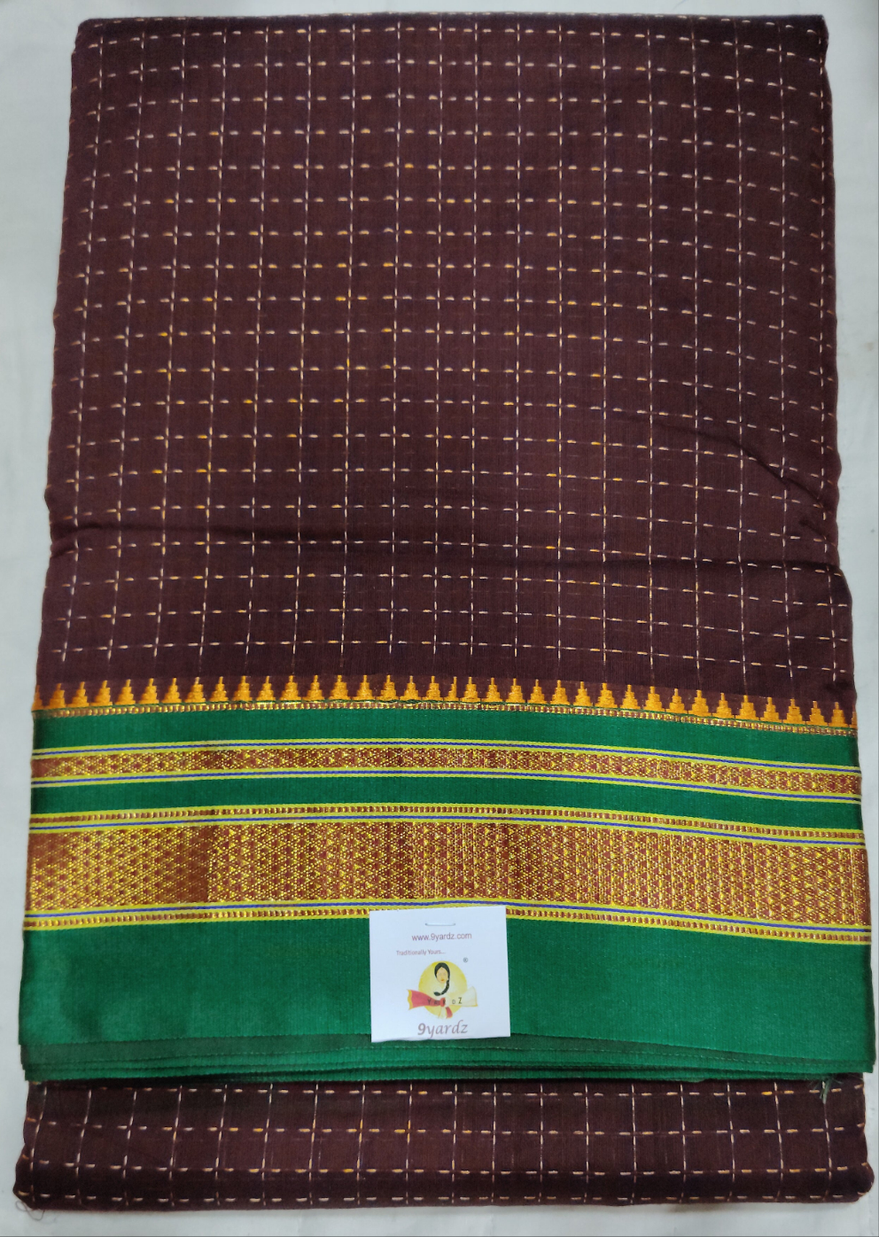 Ikkal sarees madisar 10yardz