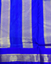 Load image into Gallery viewer, Pure silk 10.25yardz