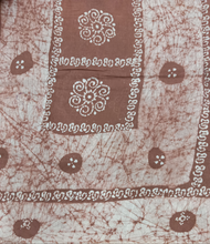 Load image into Gallery viewer, Sungudi cotton 10.5yards 49&quot;