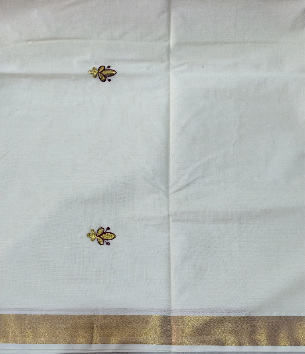 Kerala kasavu saree