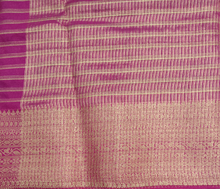 Load image into Gallery viewer, Mysore crepe silk checked (synthetic)