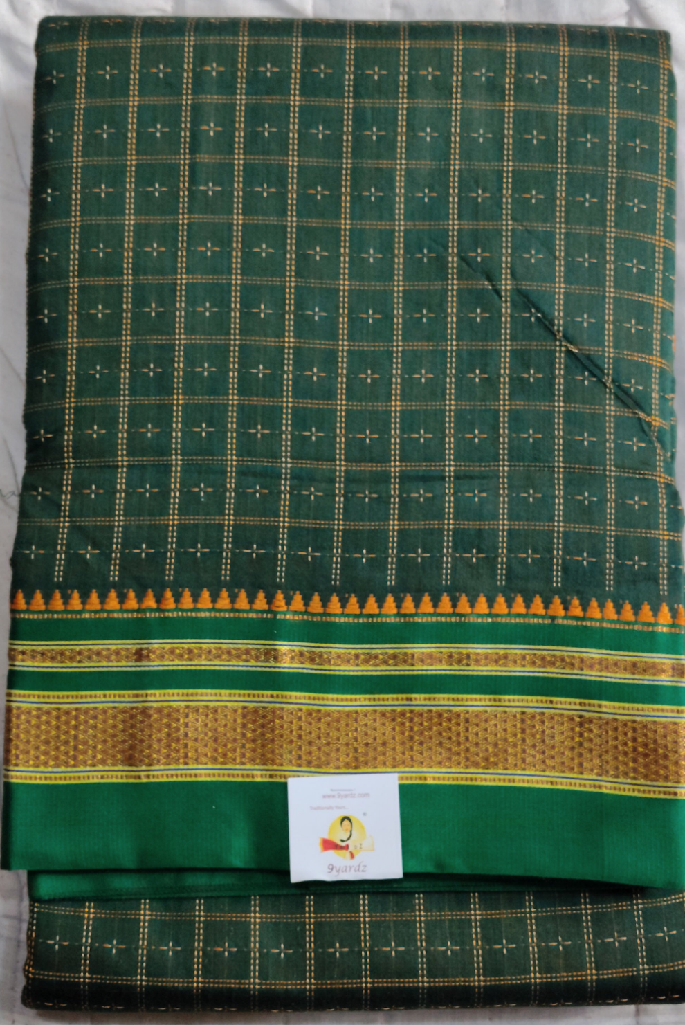 Ikkal sarees madisar 10yardz