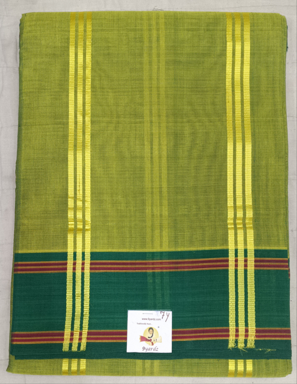 Devendra 7 yards Plain