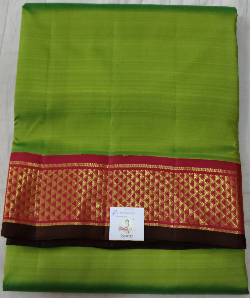 Pure Silk Kanchipuram Madisar – Green with Contrast Red Zari Border & Pallu 10yards