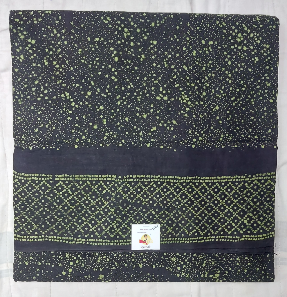 Sungudi Spray Printed 10.5 yards