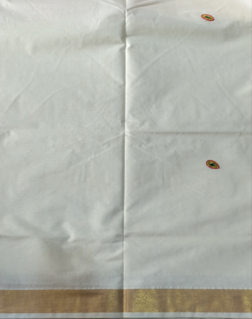 Kerala kasavu saree