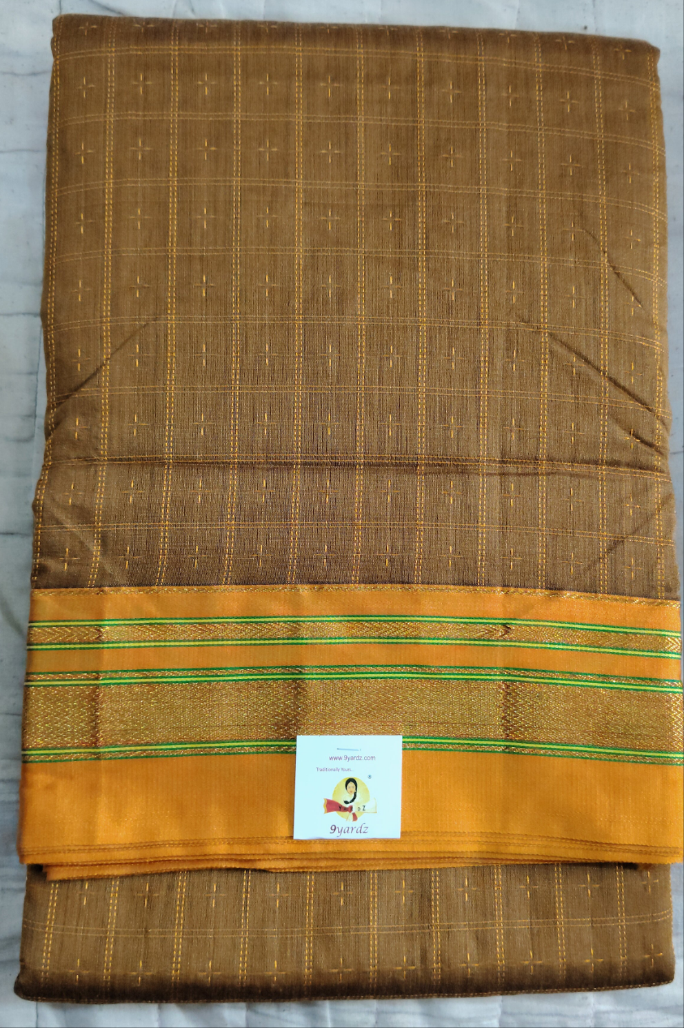 Ikkal sarees madisar 10yardz