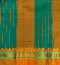 Load image into Gallery viewer, Ikkal sarees madisar plain 10yardz