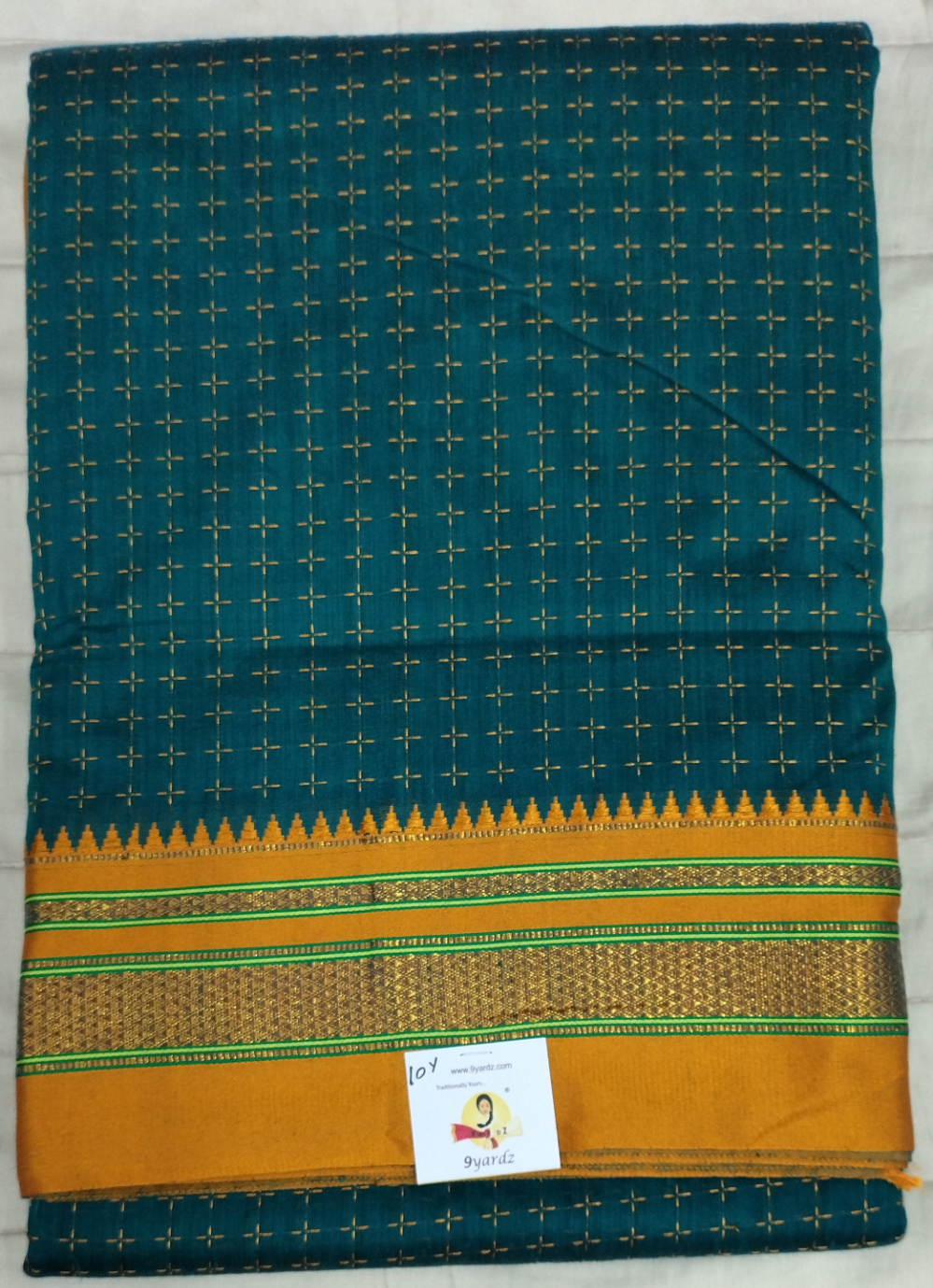 Ikkal sarees madisar 10yardz