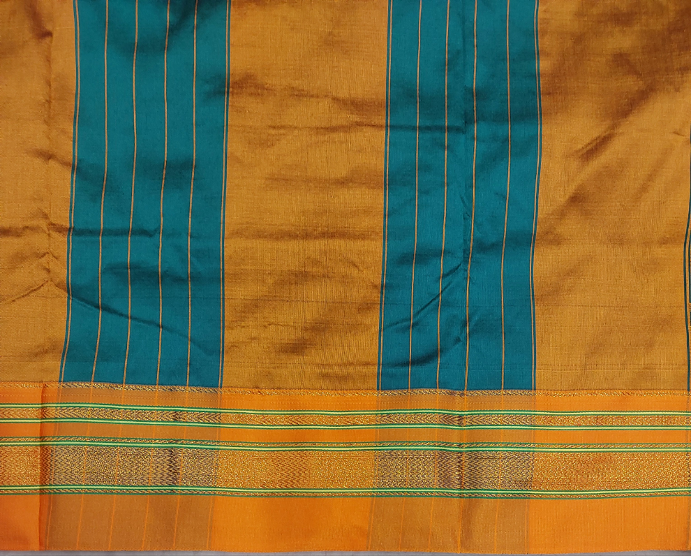 Ikkal sarees madisar 10yardz