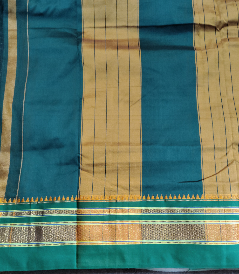 Ikkal sarees madisar 10yardz