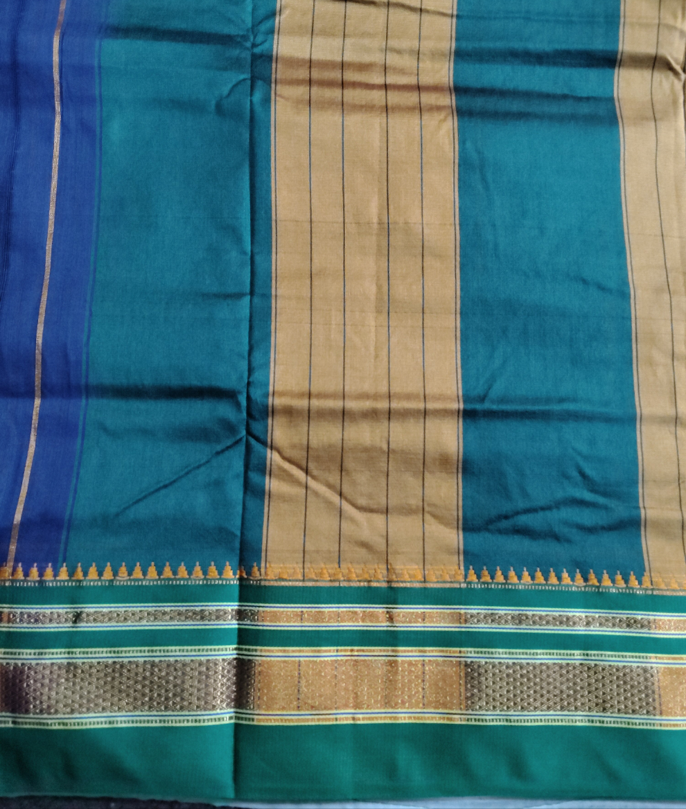 Ikkal sarees madisar 10yardz