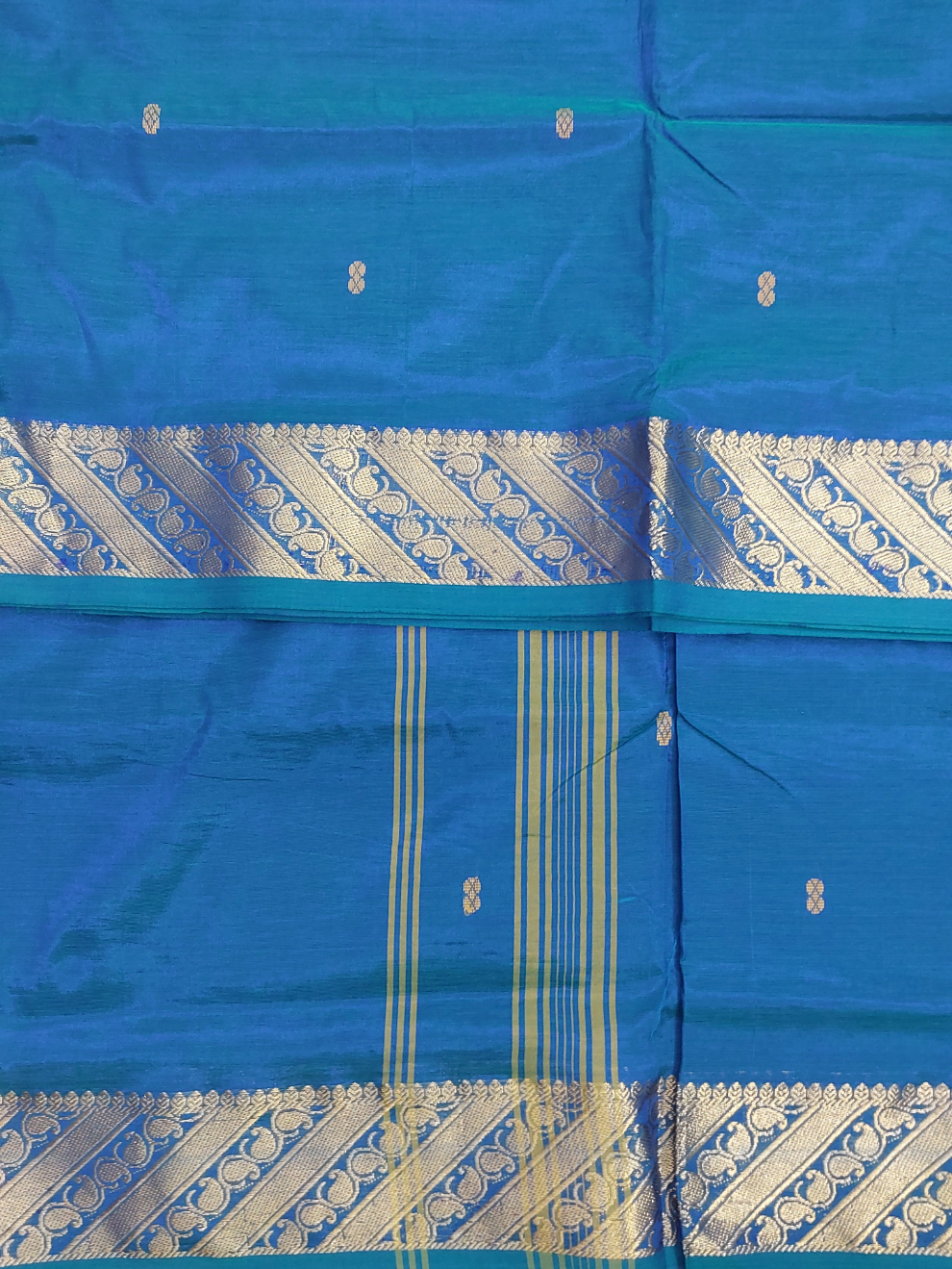 Vaazhainaar Pattu Madisar