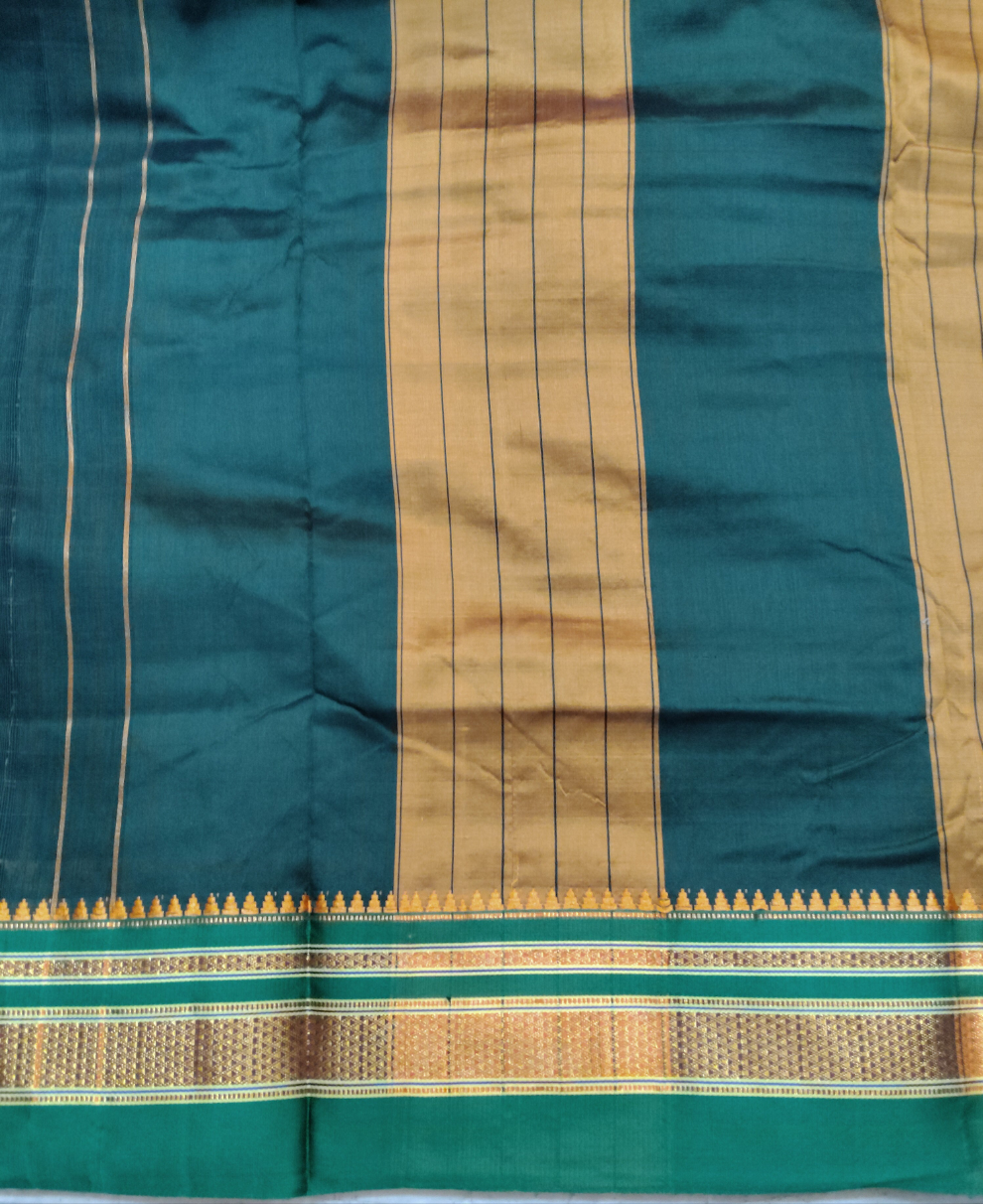Ikkal sarees madisar 10yardz