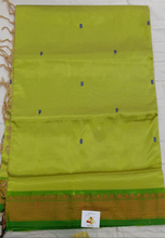 Load image into Gallery viewer, Vaazhainaar pattu 6yard