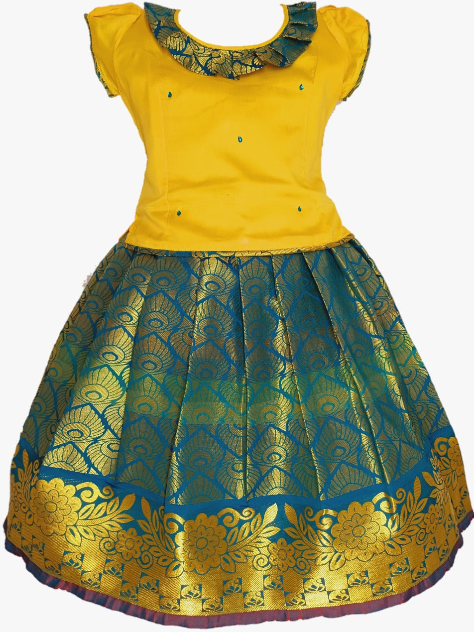 Embossed Pavadai