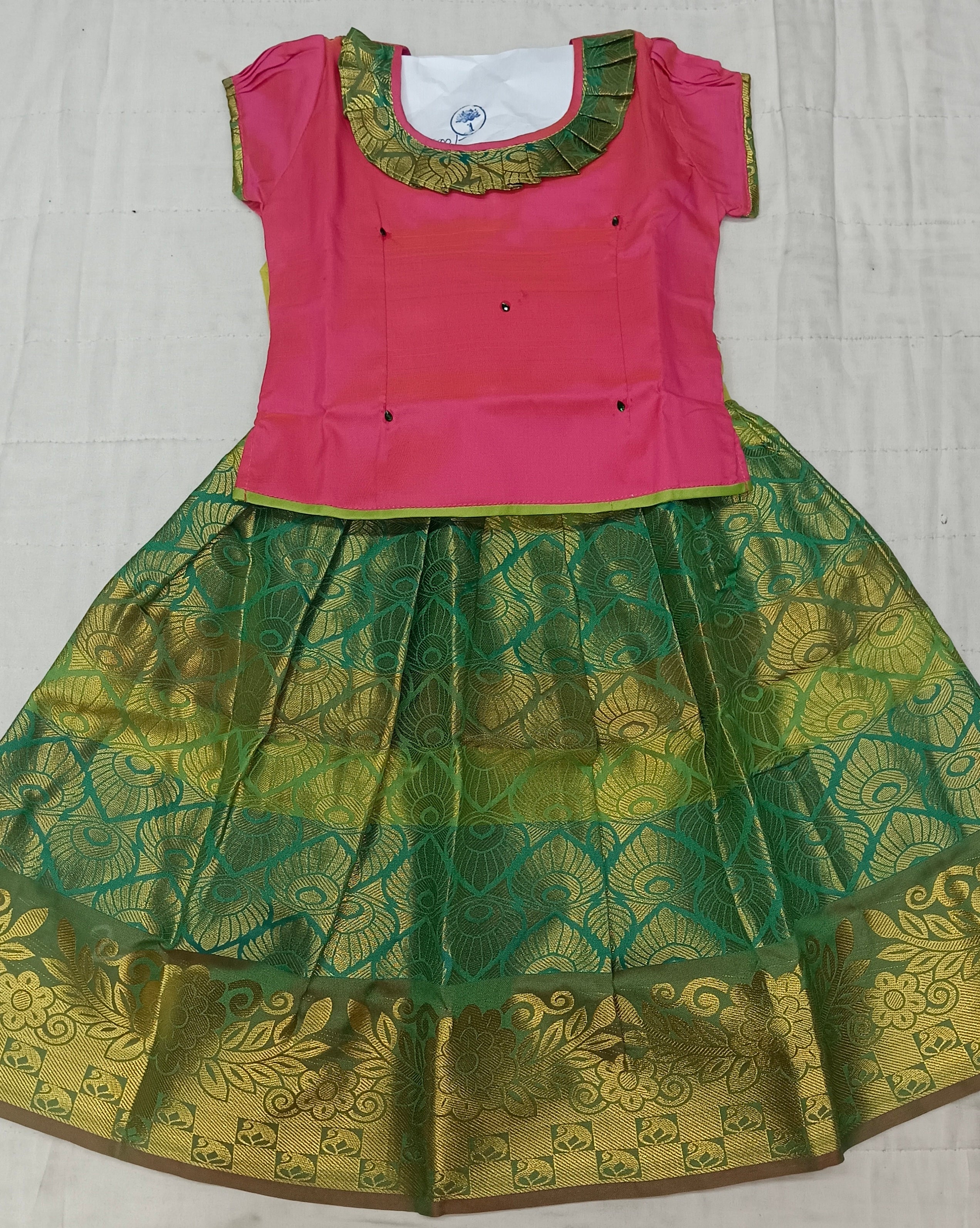 Embossed Pavadai