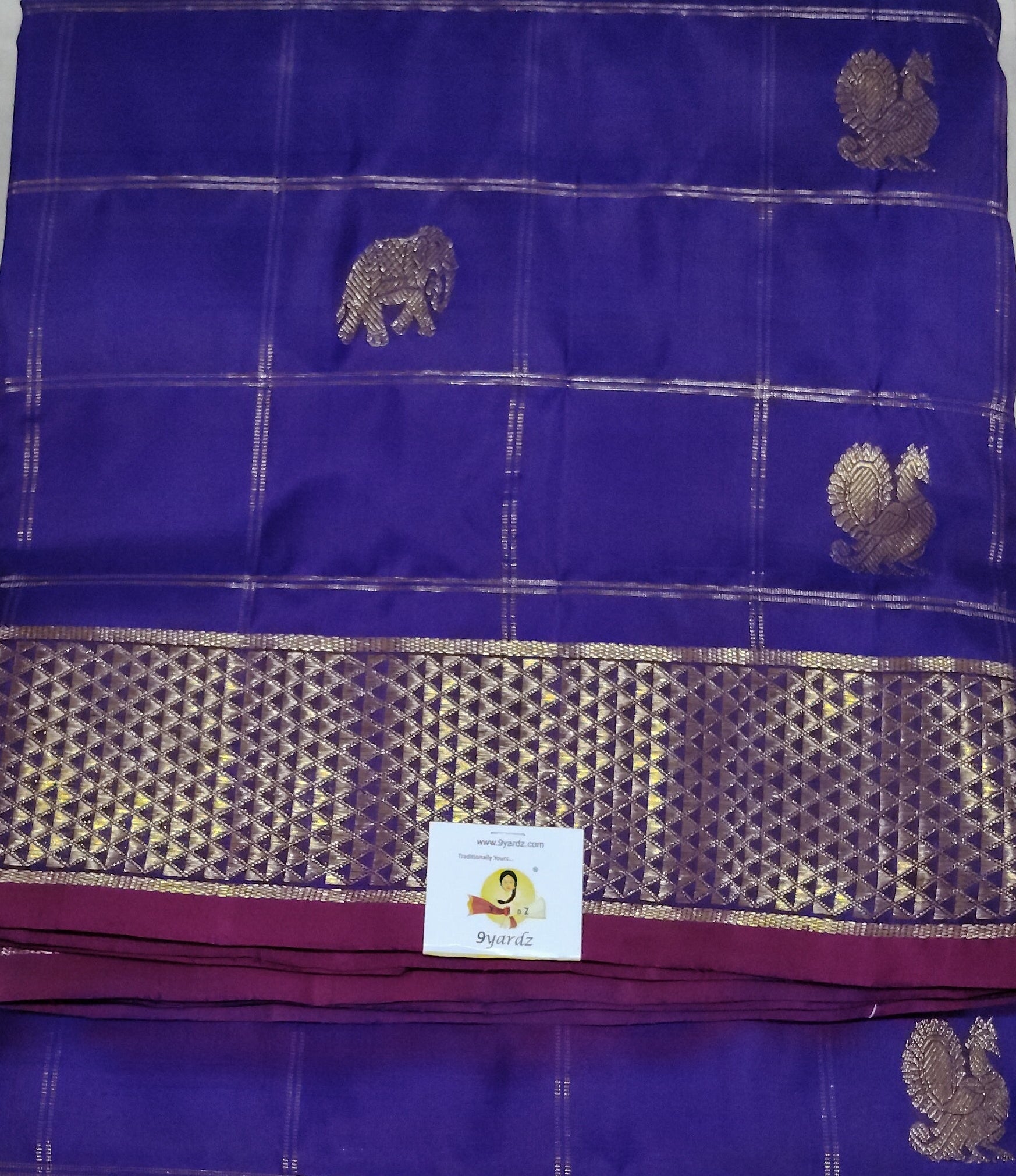 Pure Silk Madisar Saree (10 Yards) with Peacock Zari Motifs & Grand Pallu