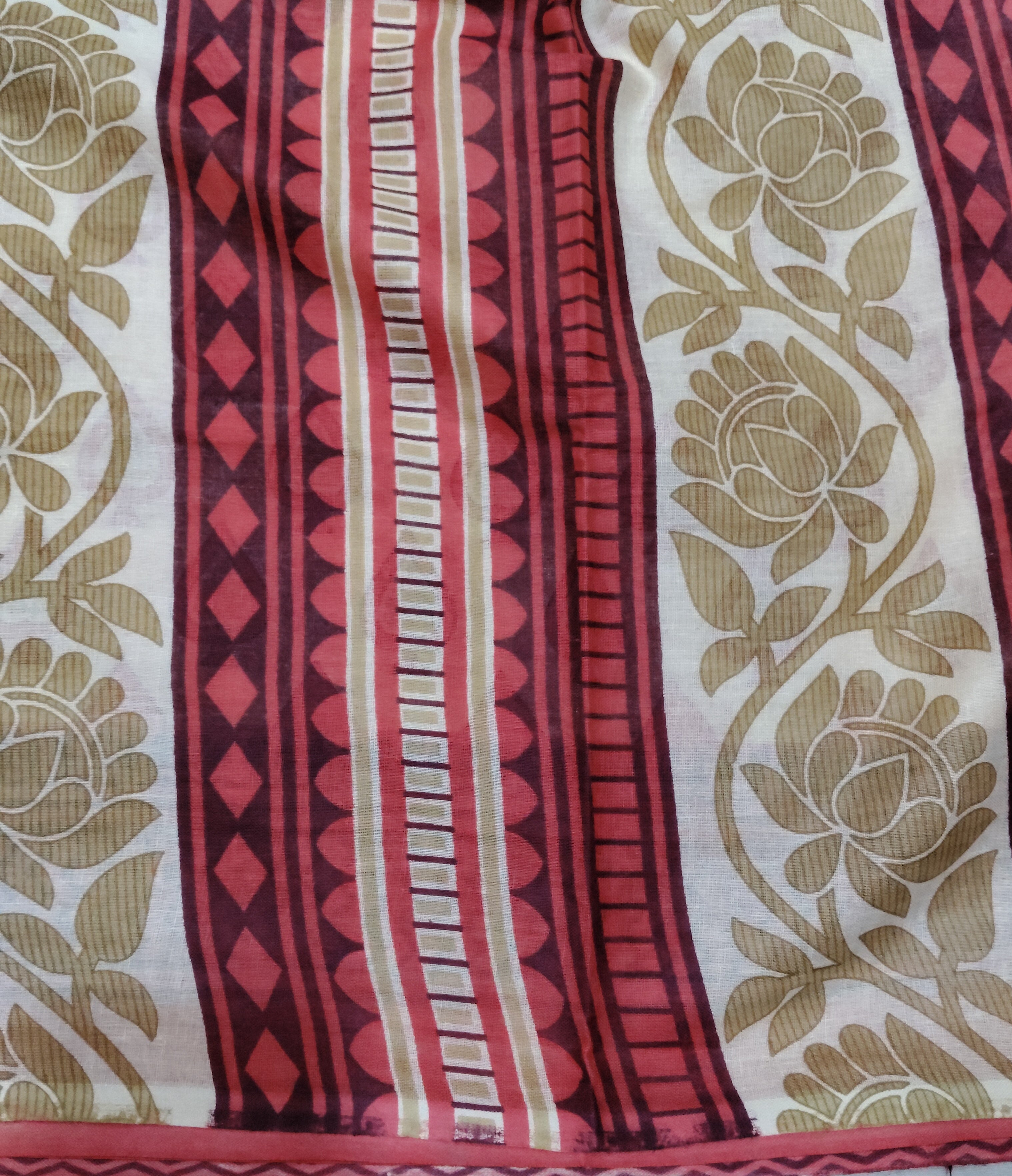 Soft Cotton Bathik saree 6yardz