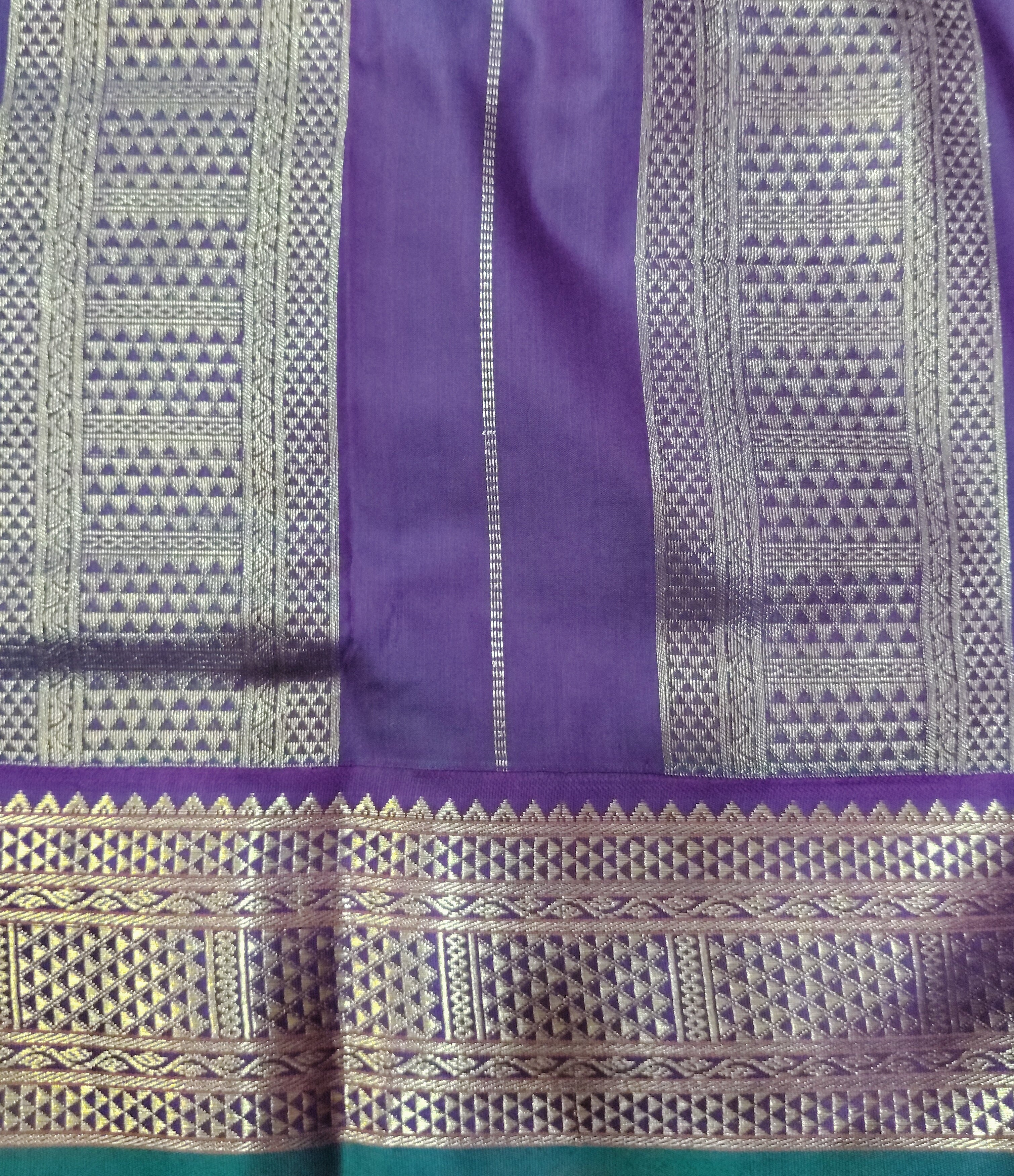 Akshaya cotton 10.25 yards madisar