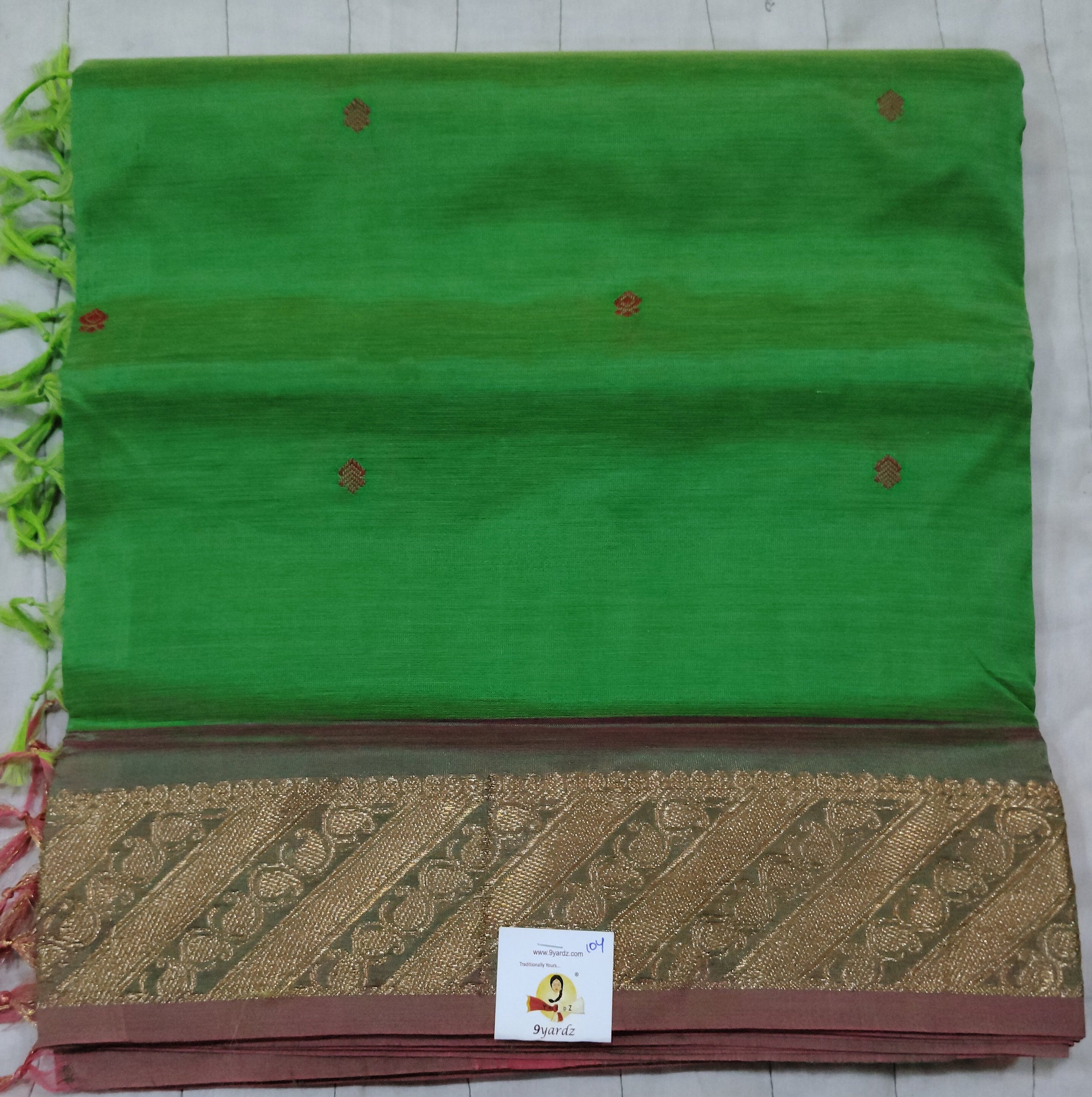 Vaazhainaar Pattu Madisar