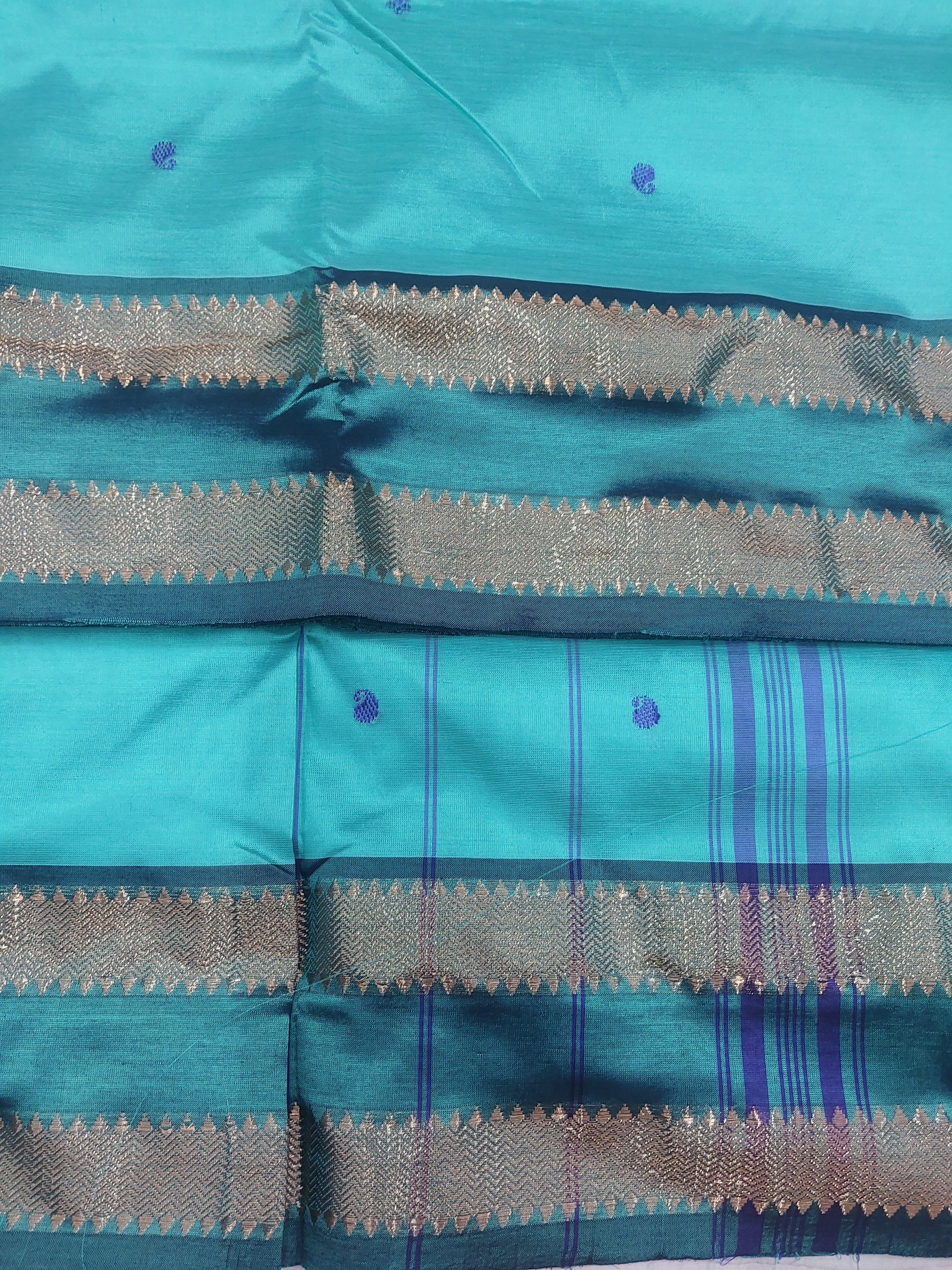 Vaazhainaar Pattu Madisar