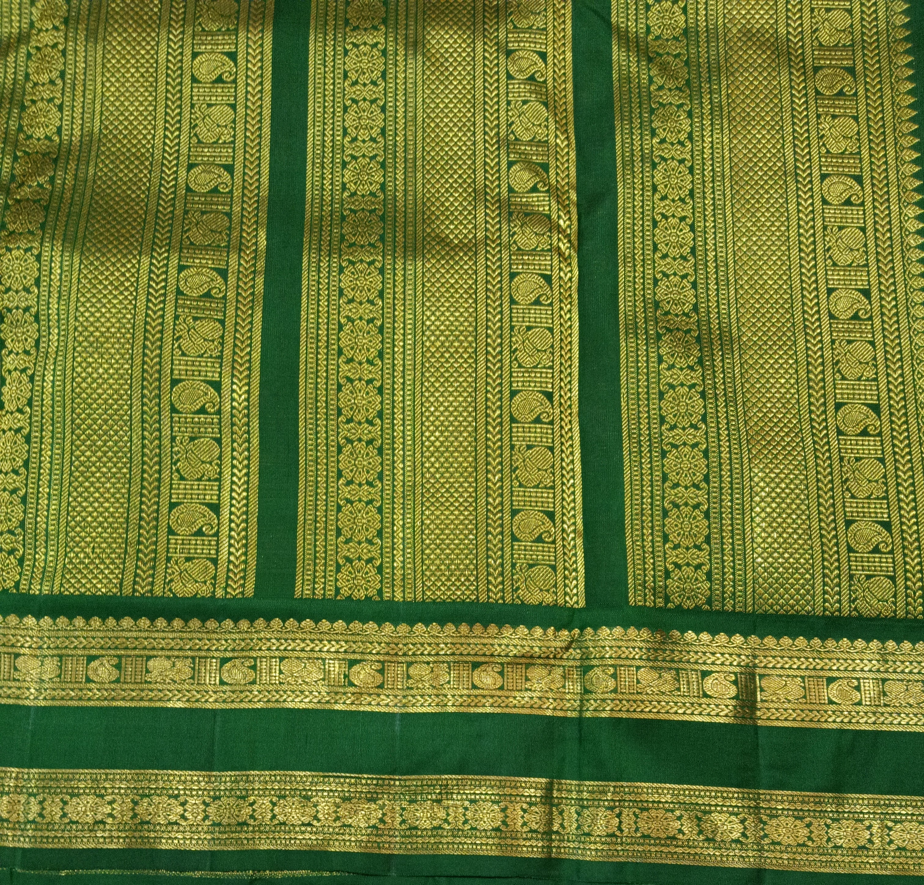 Pure Kanchipuram Silk Madisar Vairavoosi Pink by green 10yards saree