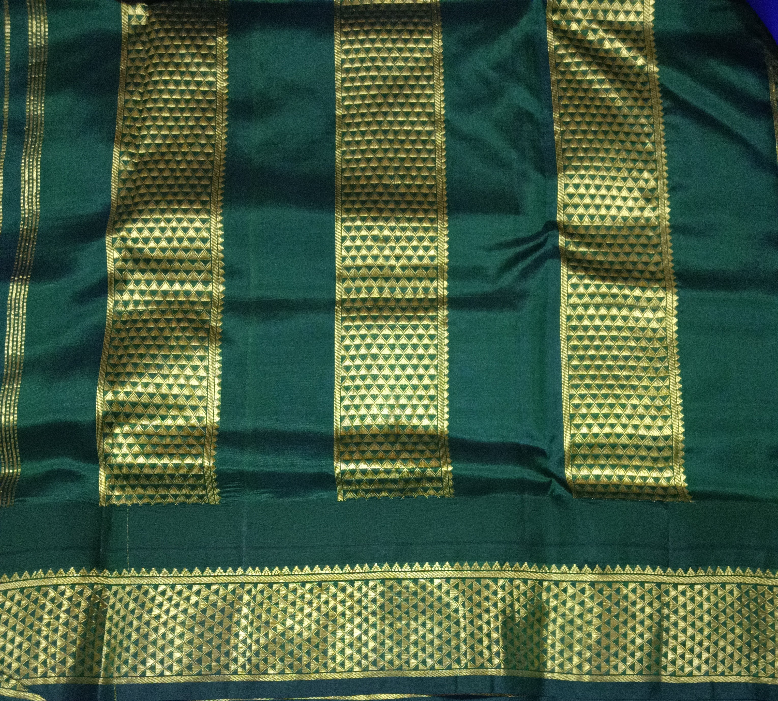 Pure silk 10.25yardz