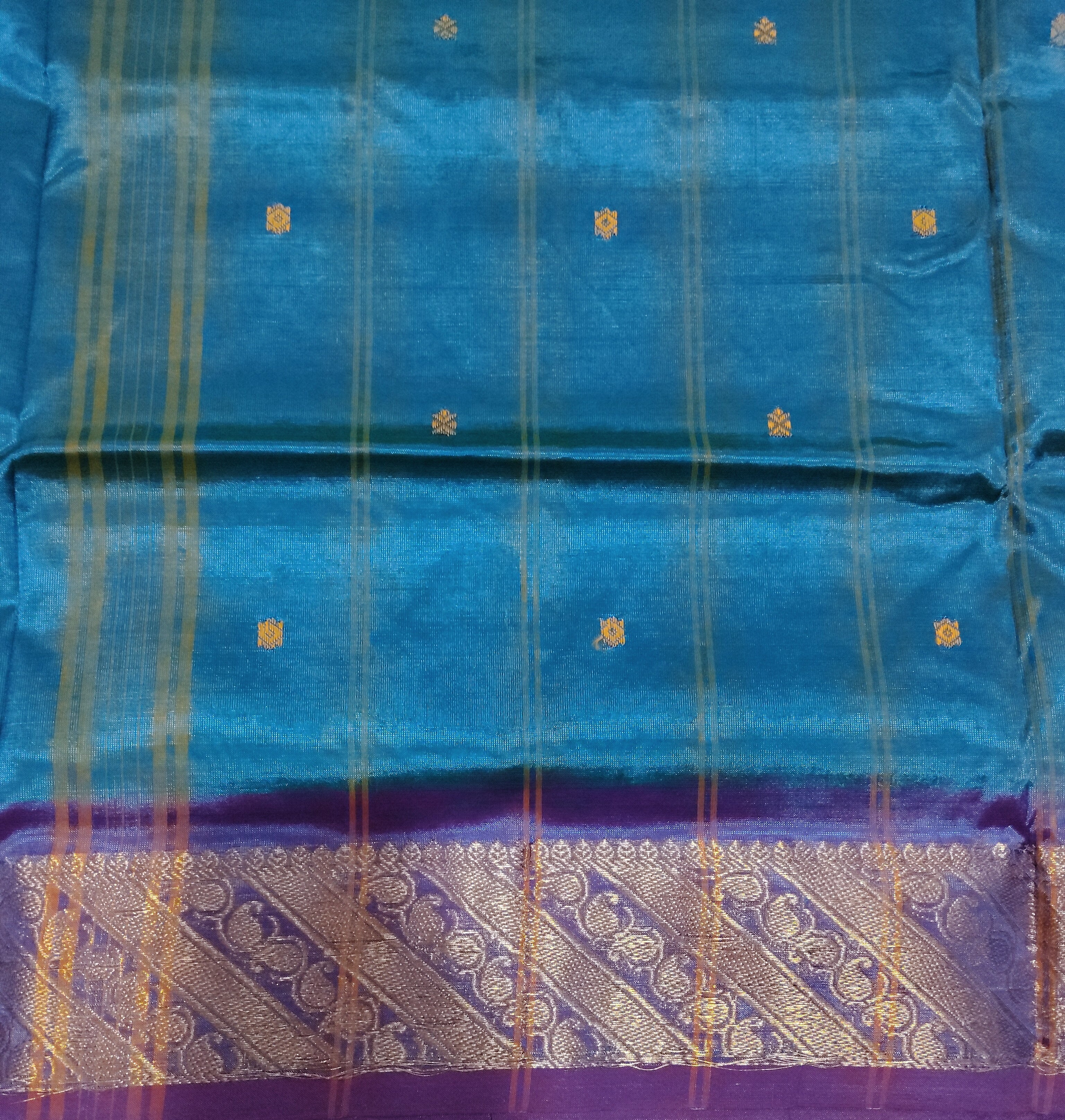 Vaazhainaar Pattu Madisar