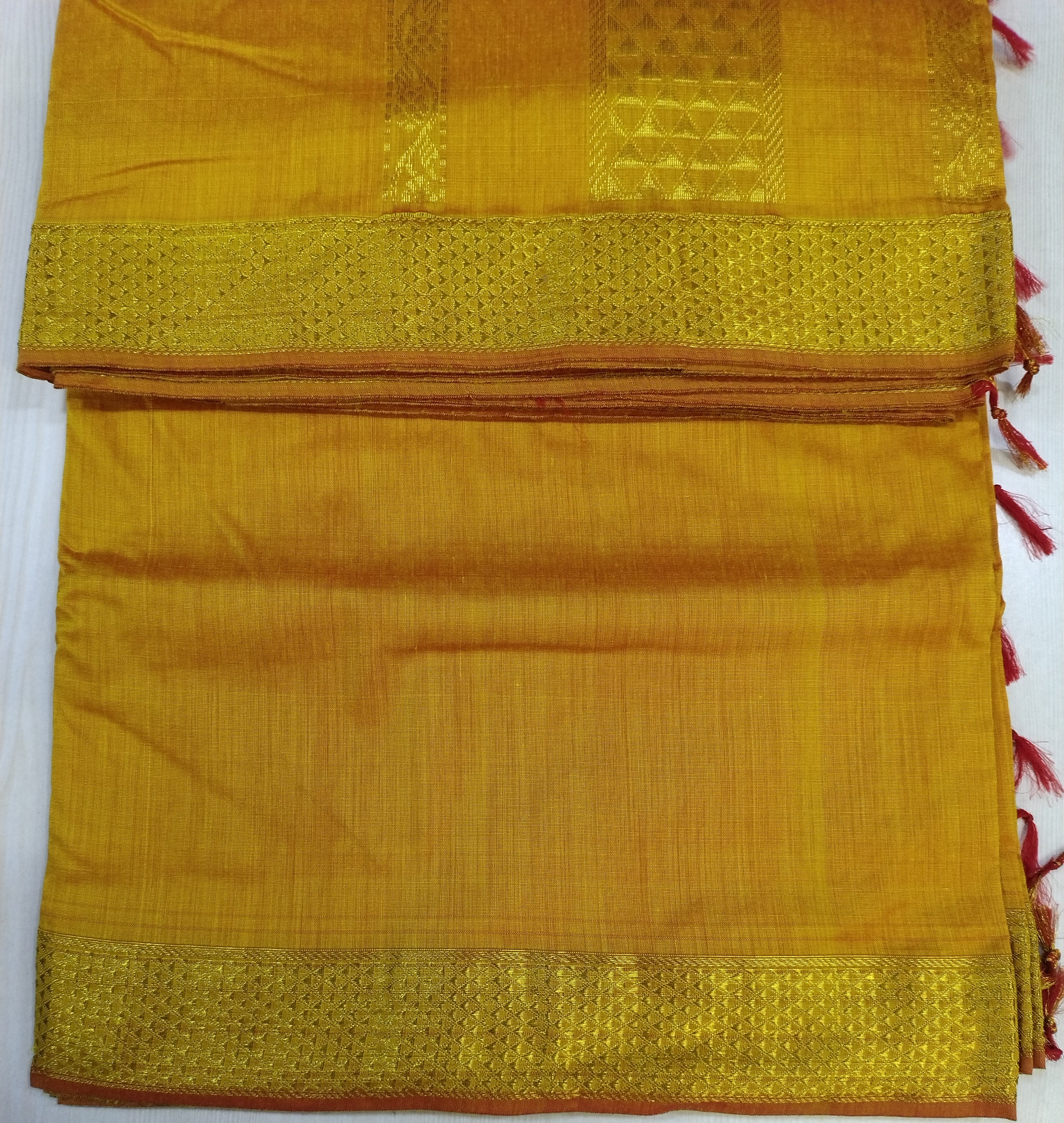 Kalyani Cotton  9.5 yardz