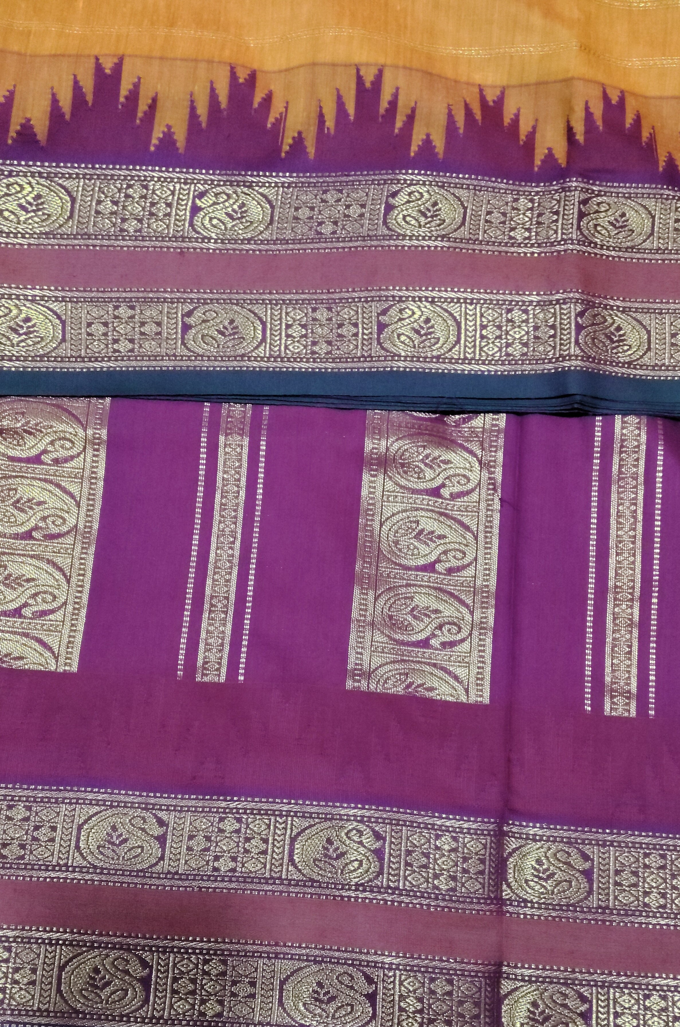Akshaya cotton 10.25 yards madisar