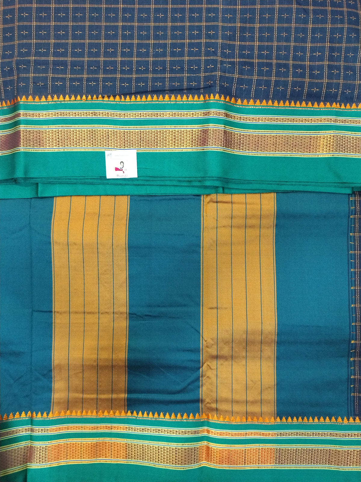 Ikkal sarees madisar 10yardz