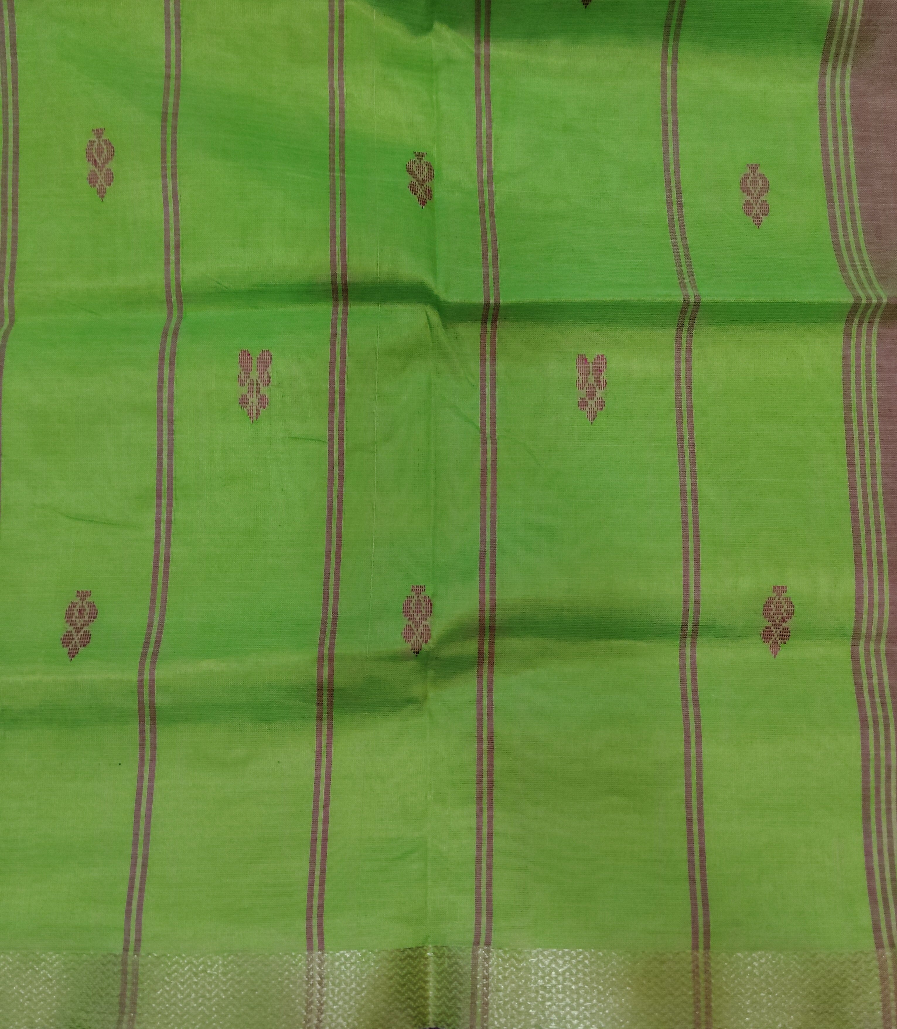 Vaazhainaar Pattu Madisar