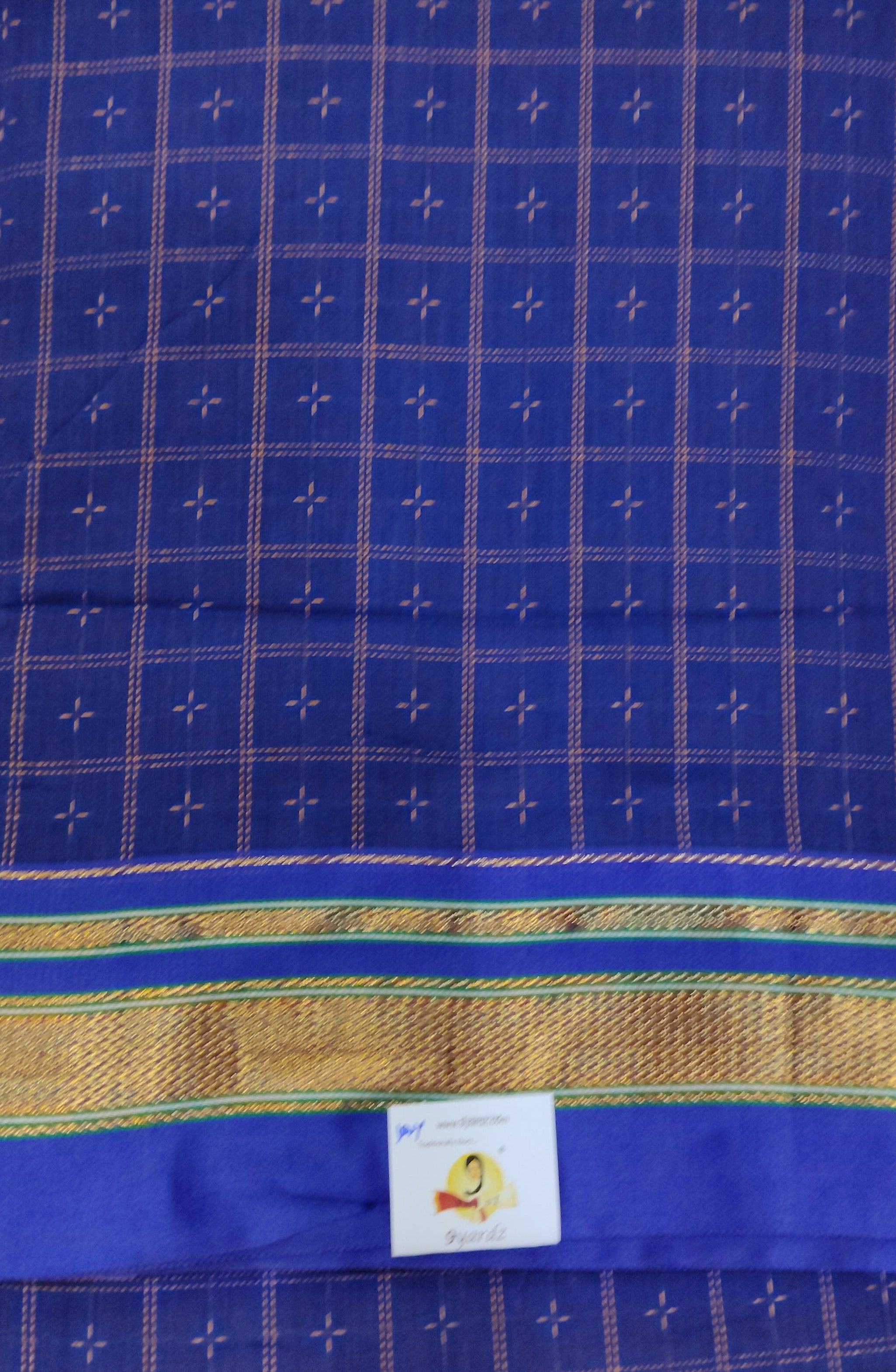 Ikkal sarees madisar 10yardz