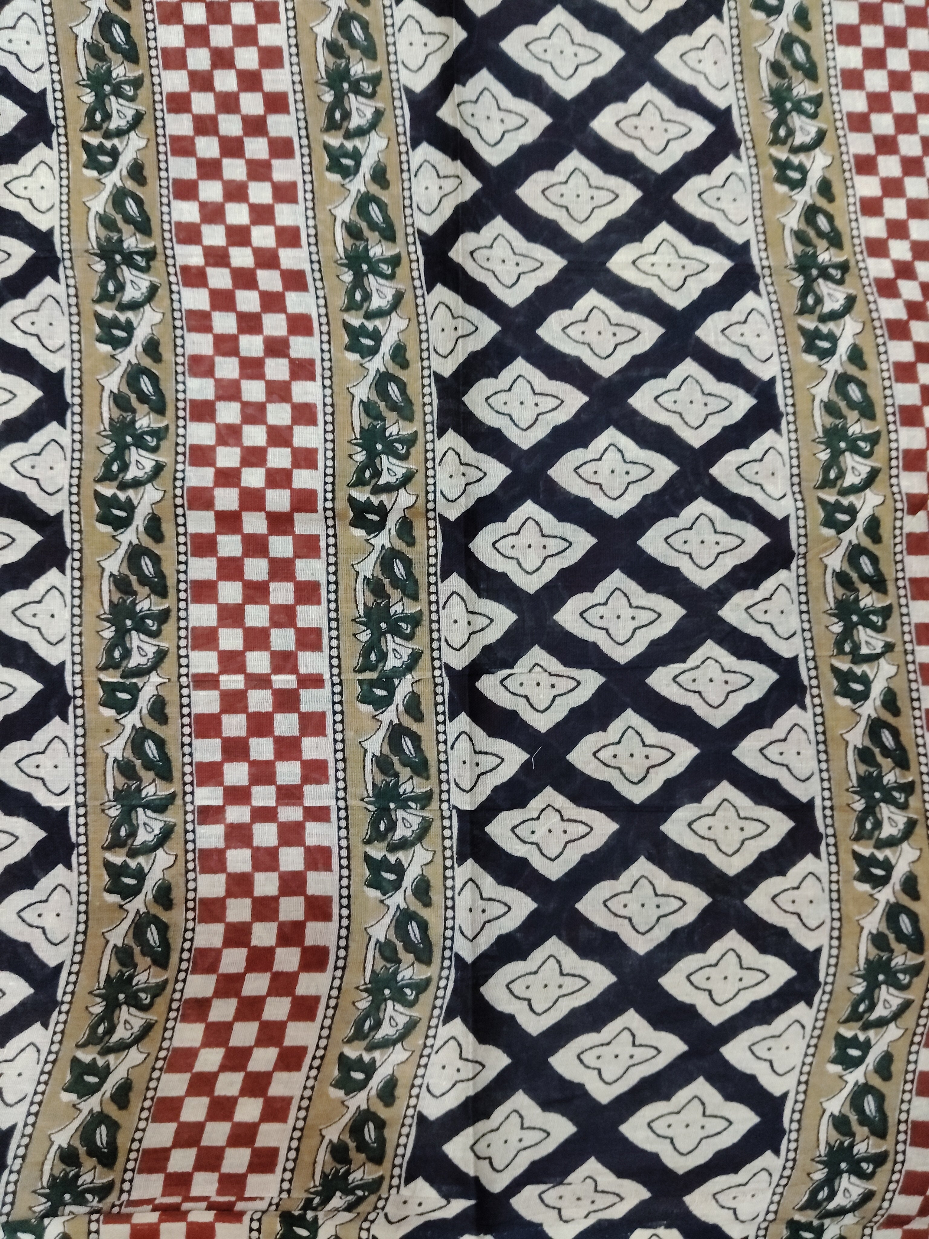 Soft Cotton Bathik saree 6yardz