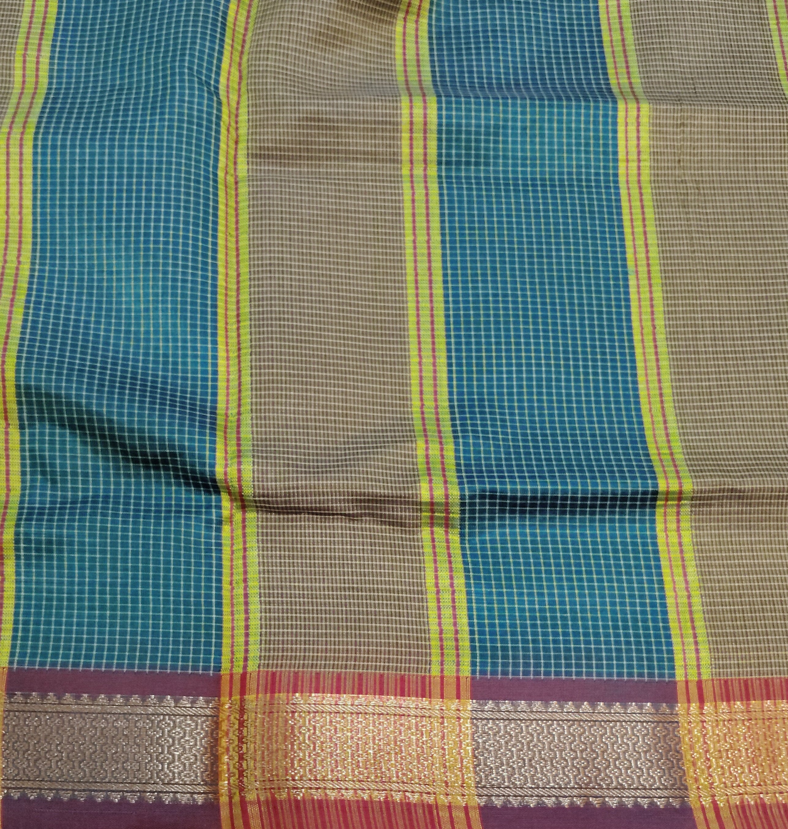Vaazhainaar Pattu Madisar