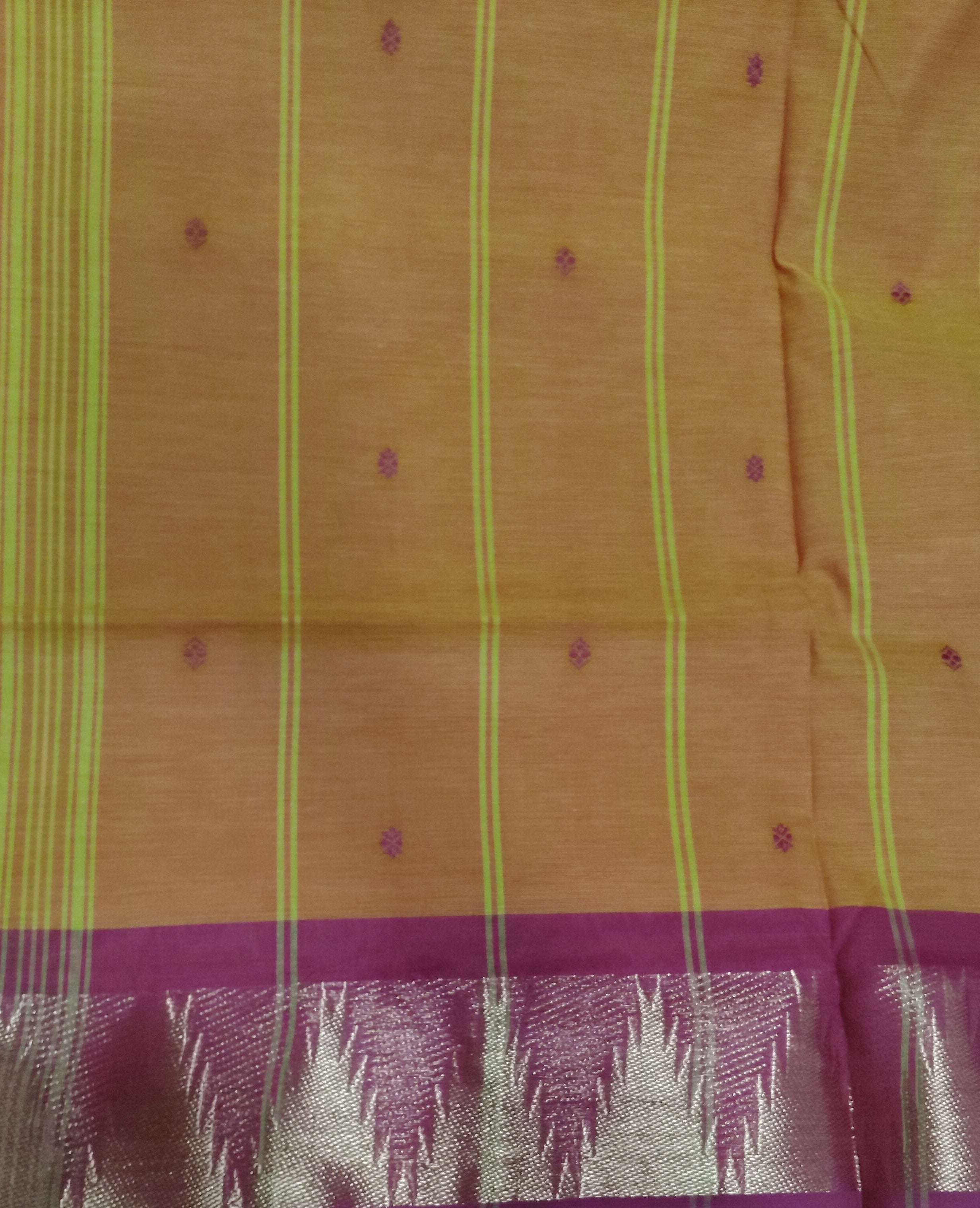 Vaazhainaar Pattu Madisar