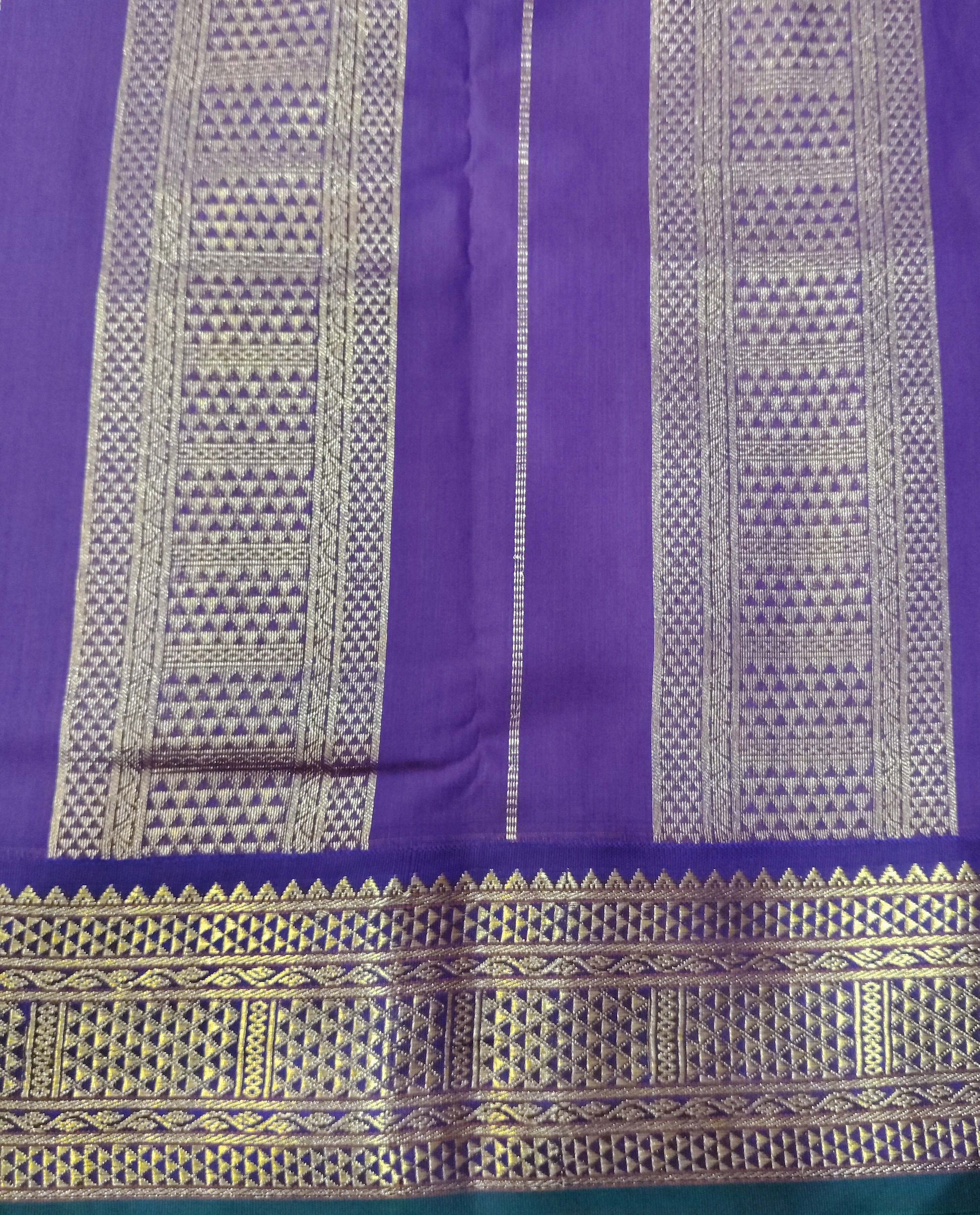 Akshaya cotton 10.25 yards madisar