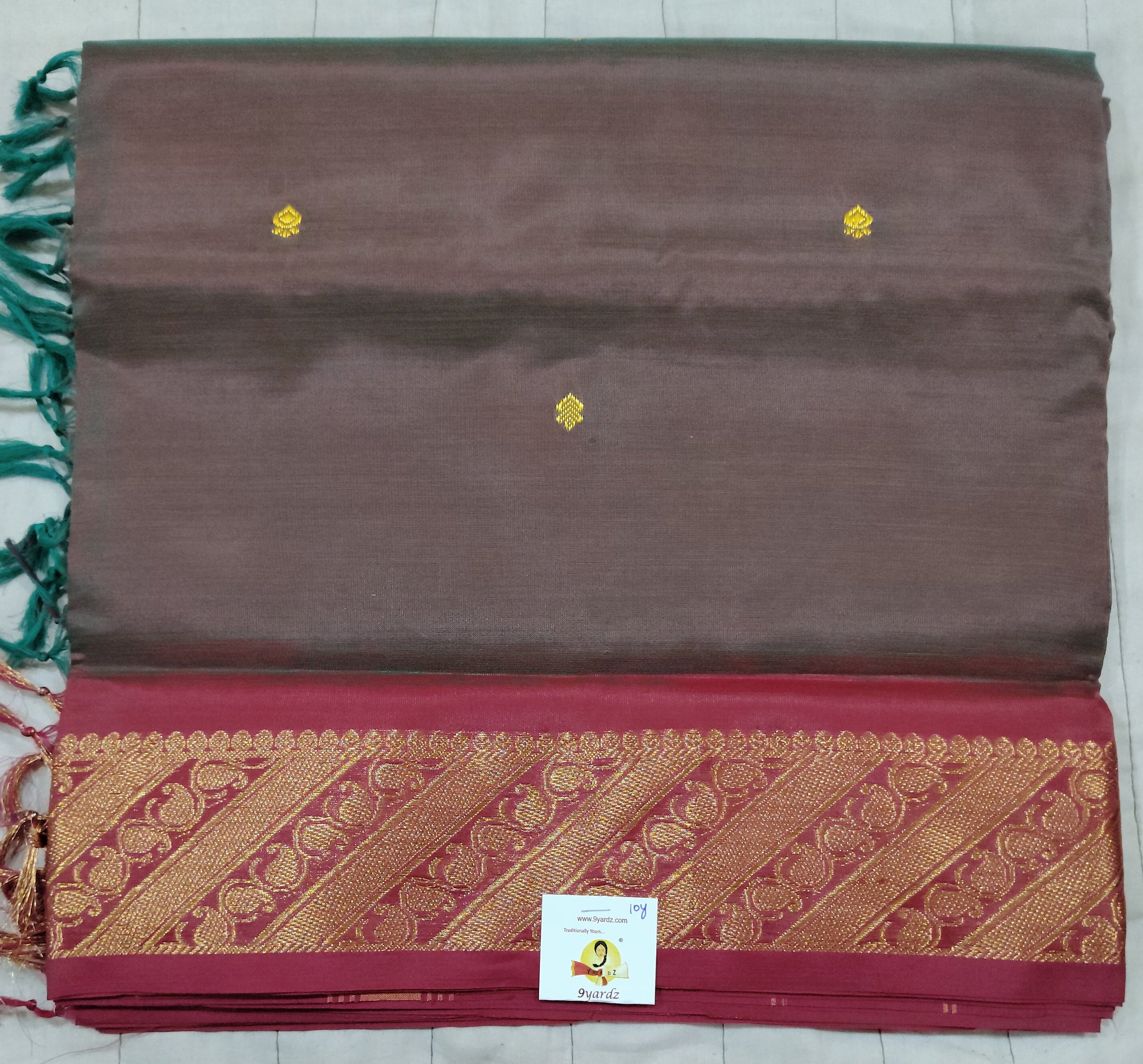 Vaazhainaar Pattu Madisar