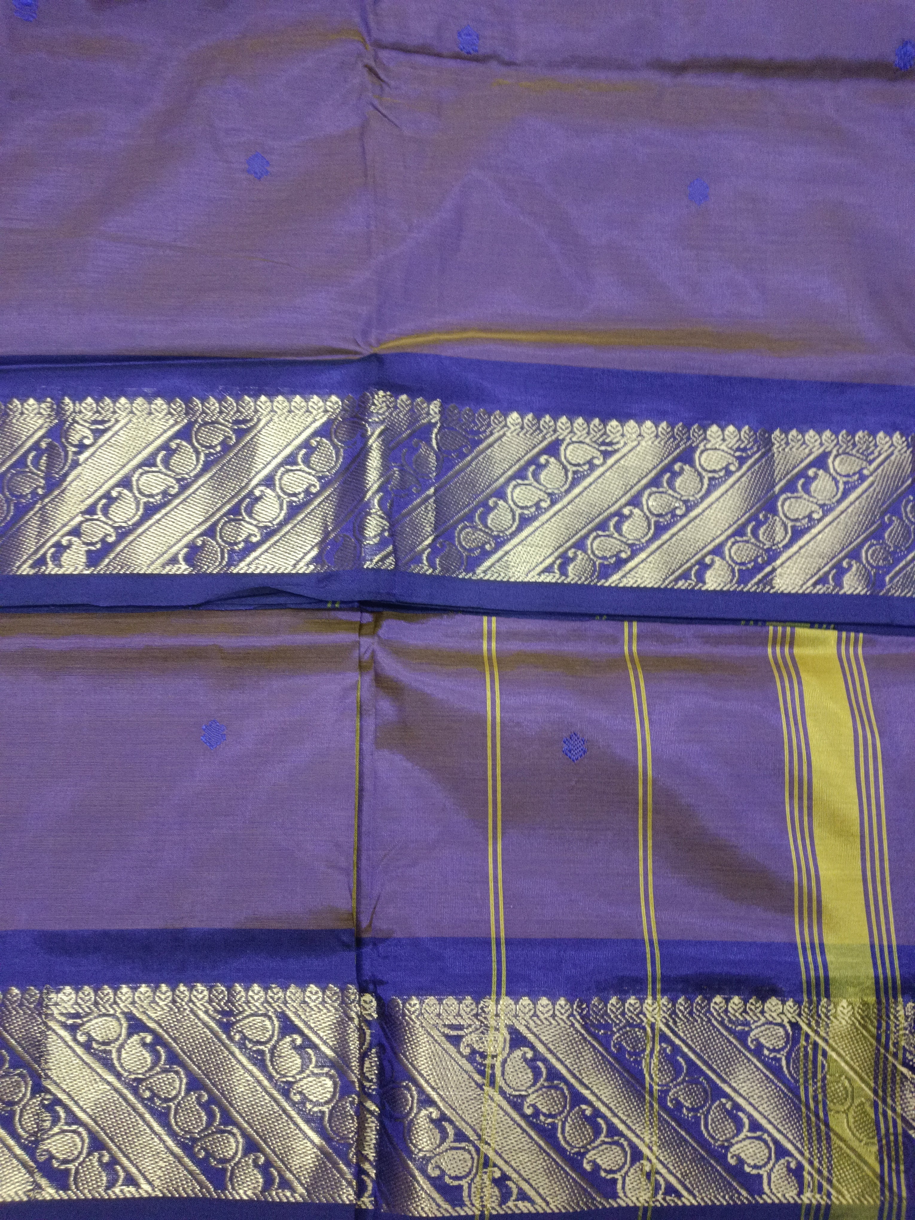Vaazhainaar Pattu Madisar