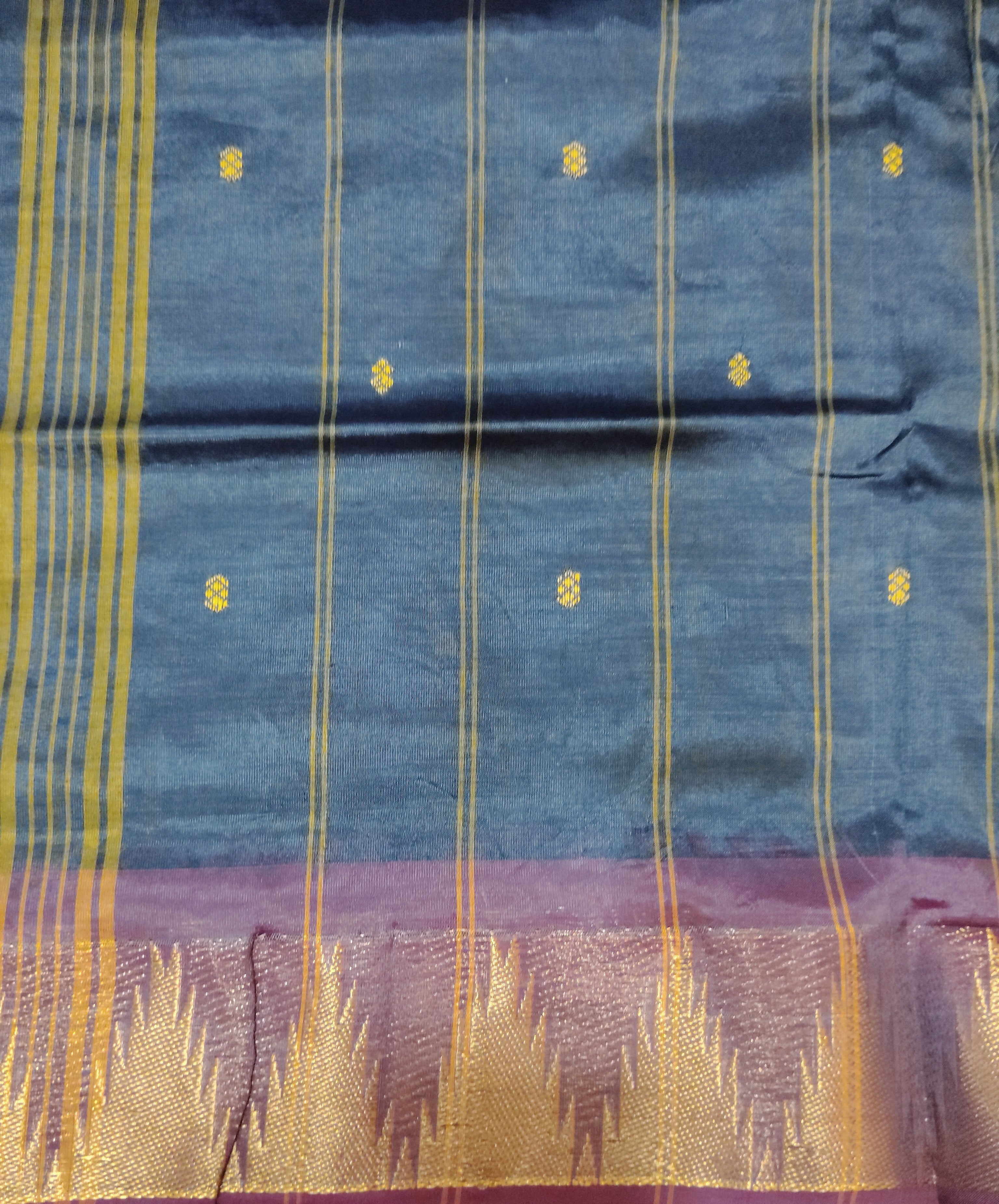 Vaazhainaar Pattu Madisar