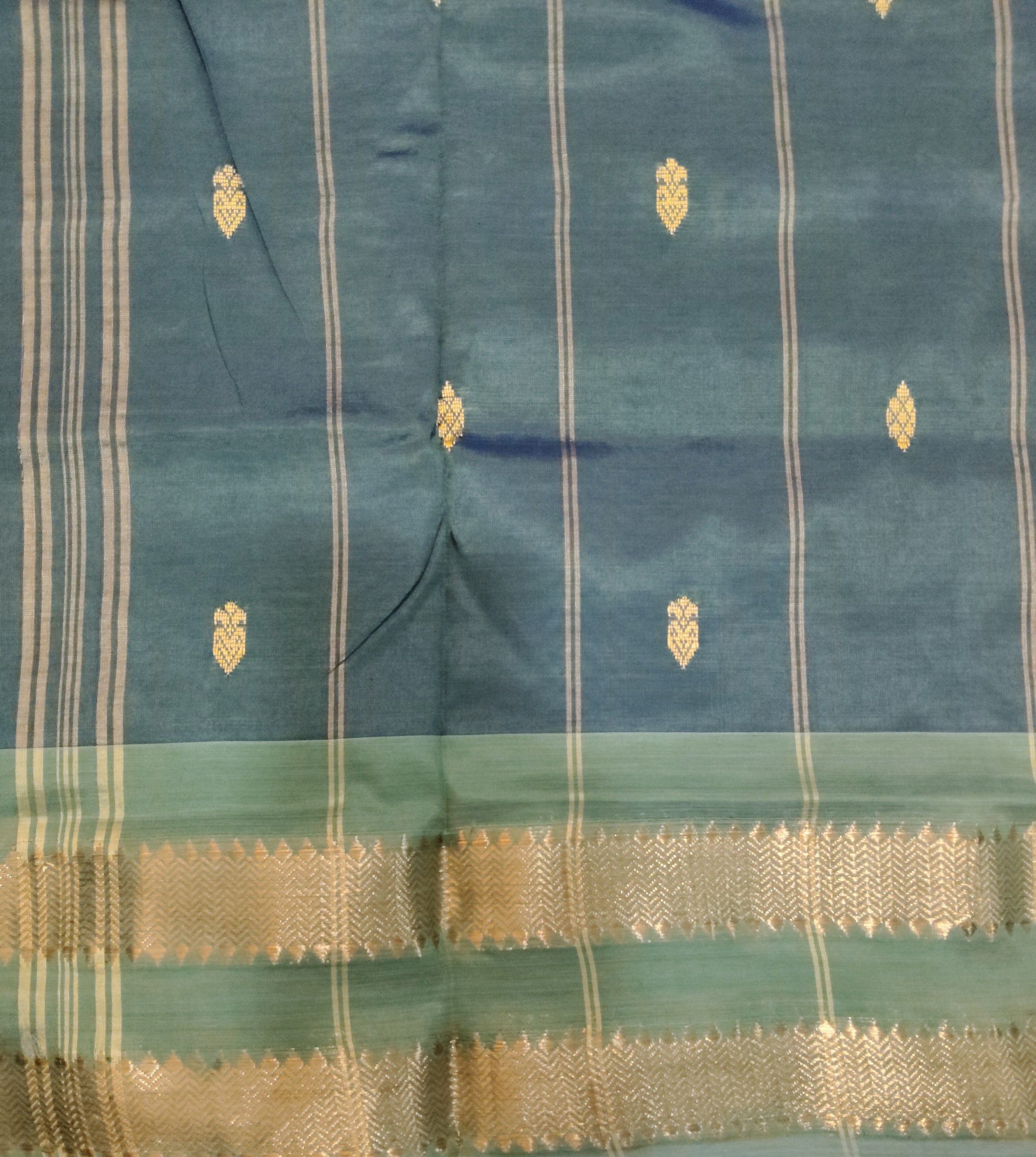 Vaazhainaar Pattu Madisar