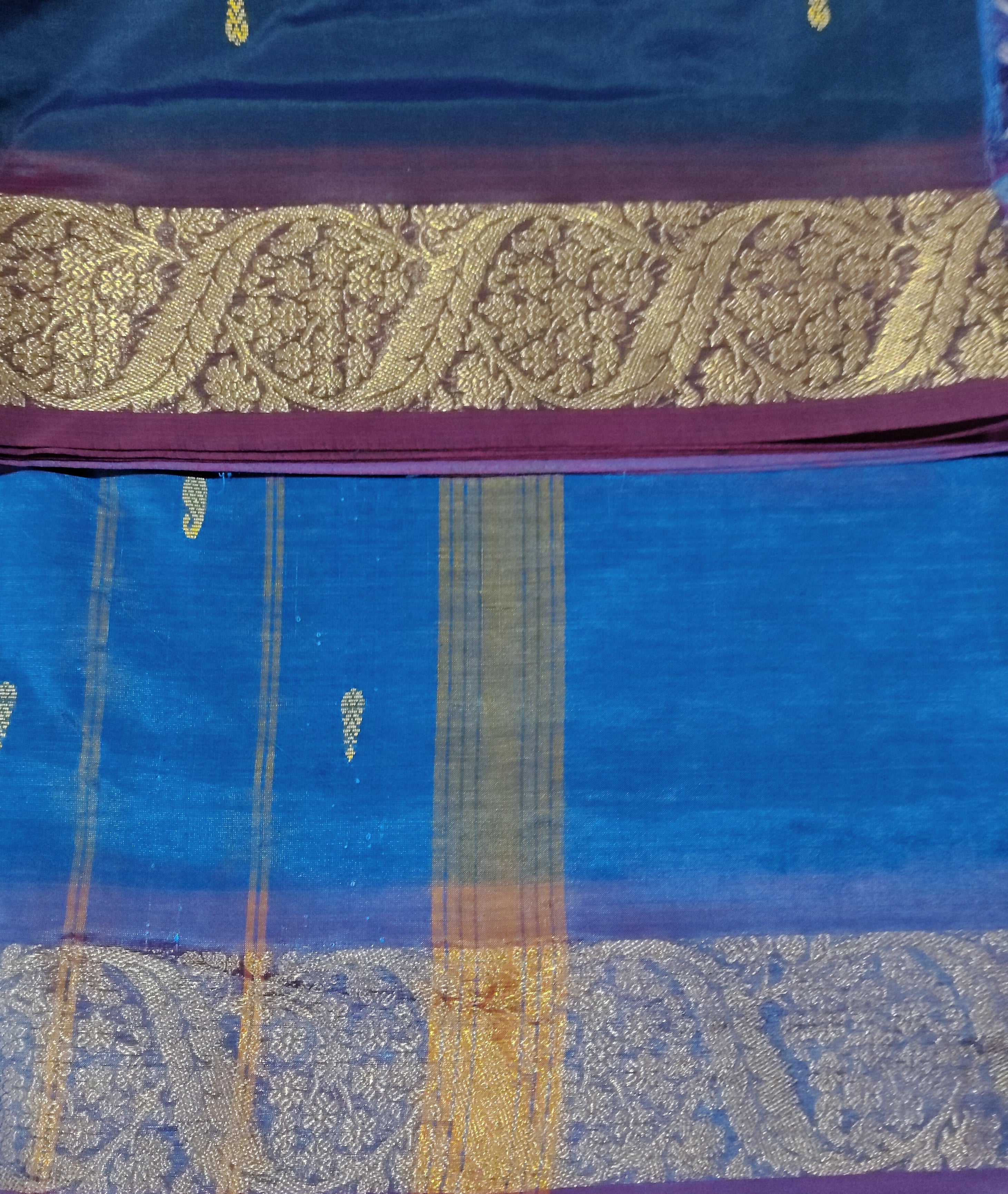 Vaazhainaar Pattu Madisar