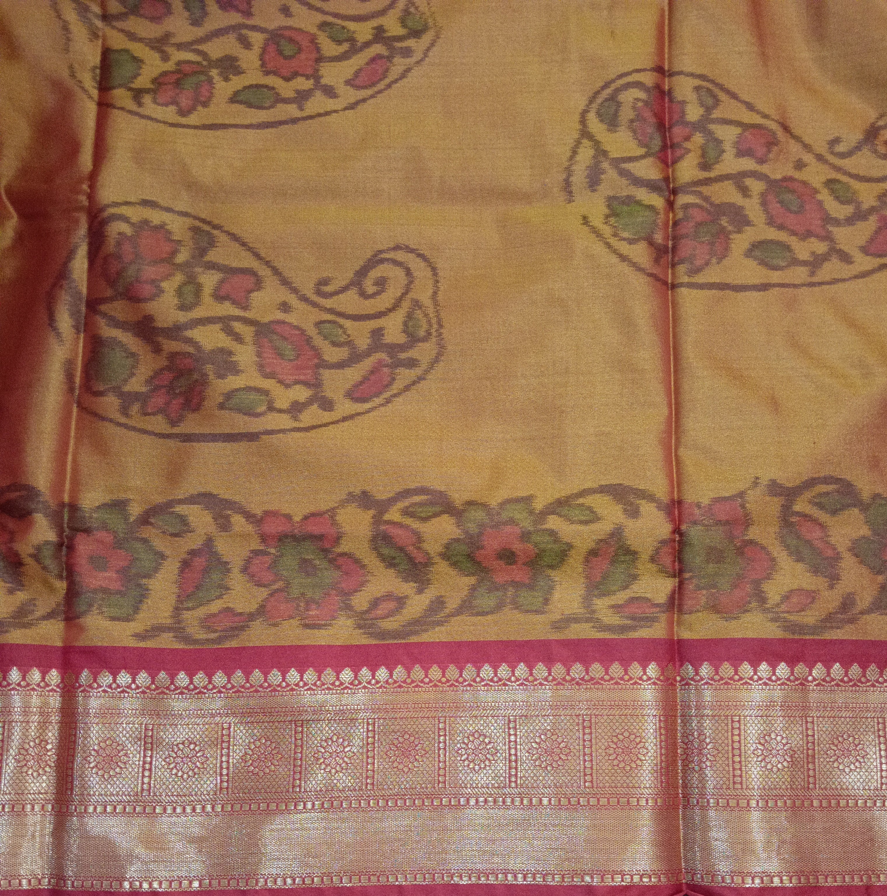 Ikkat semi silk madisar