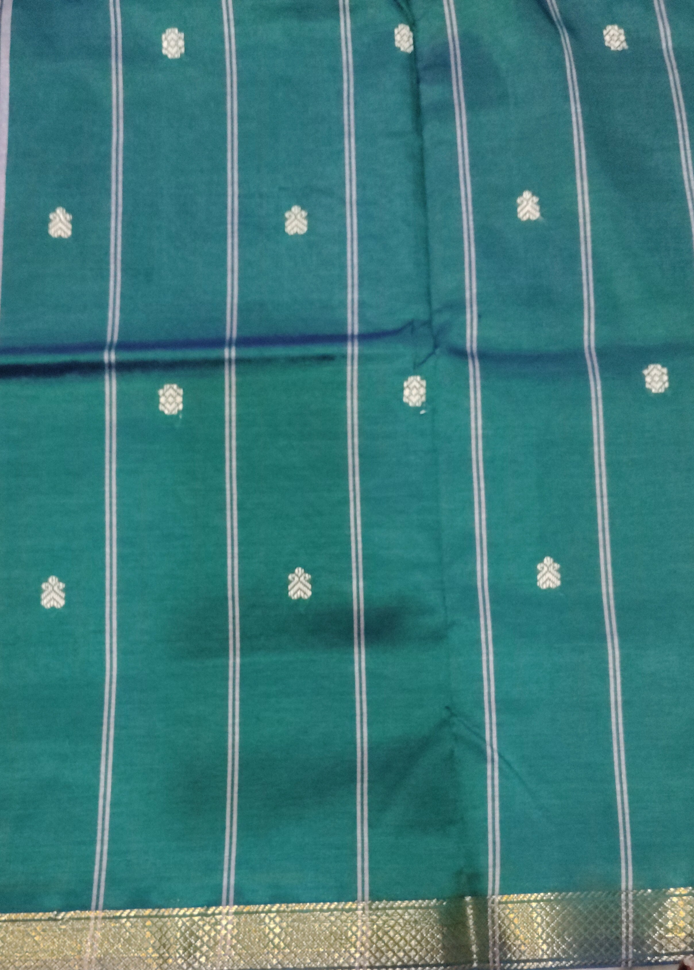 Vaazhainaar Pattu Madisar